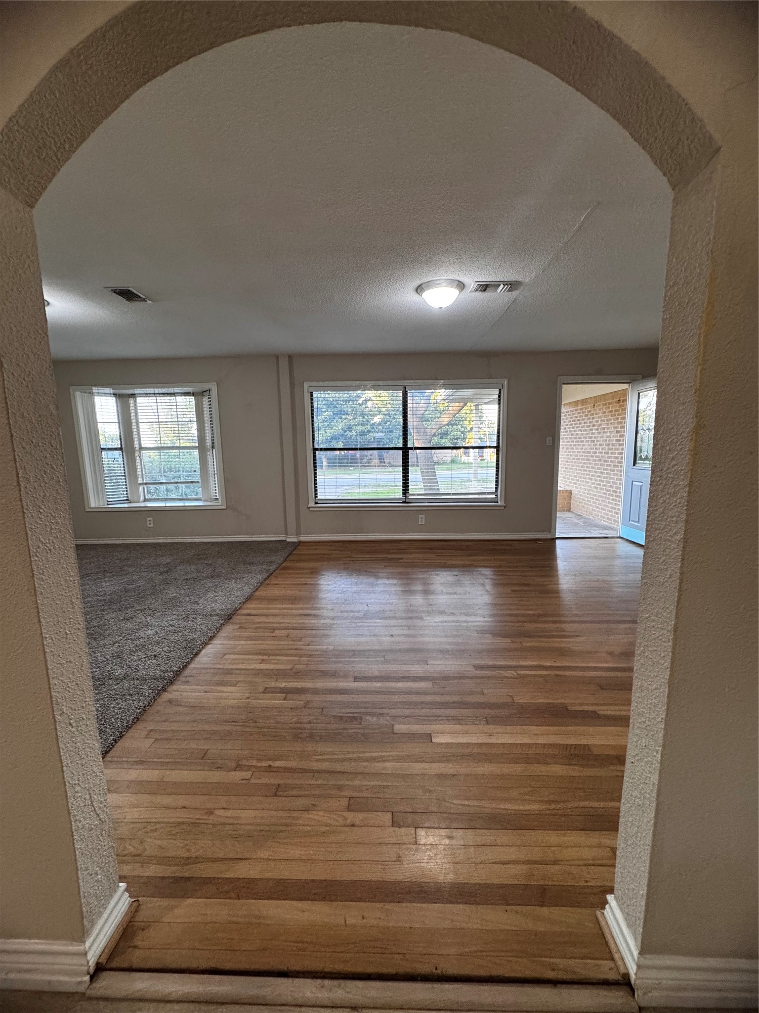 203 Joe White Street