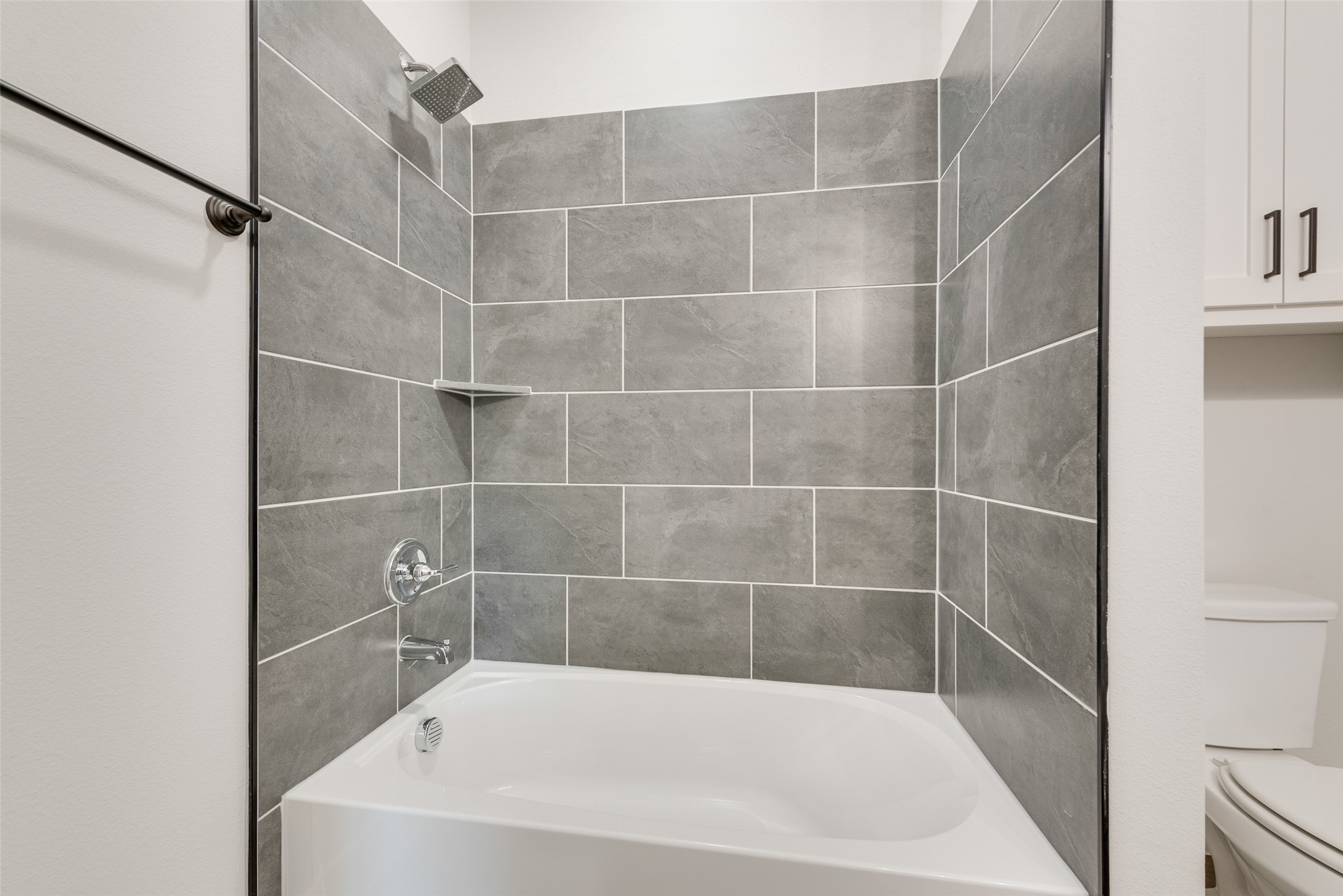 1338 Benjamin Trail