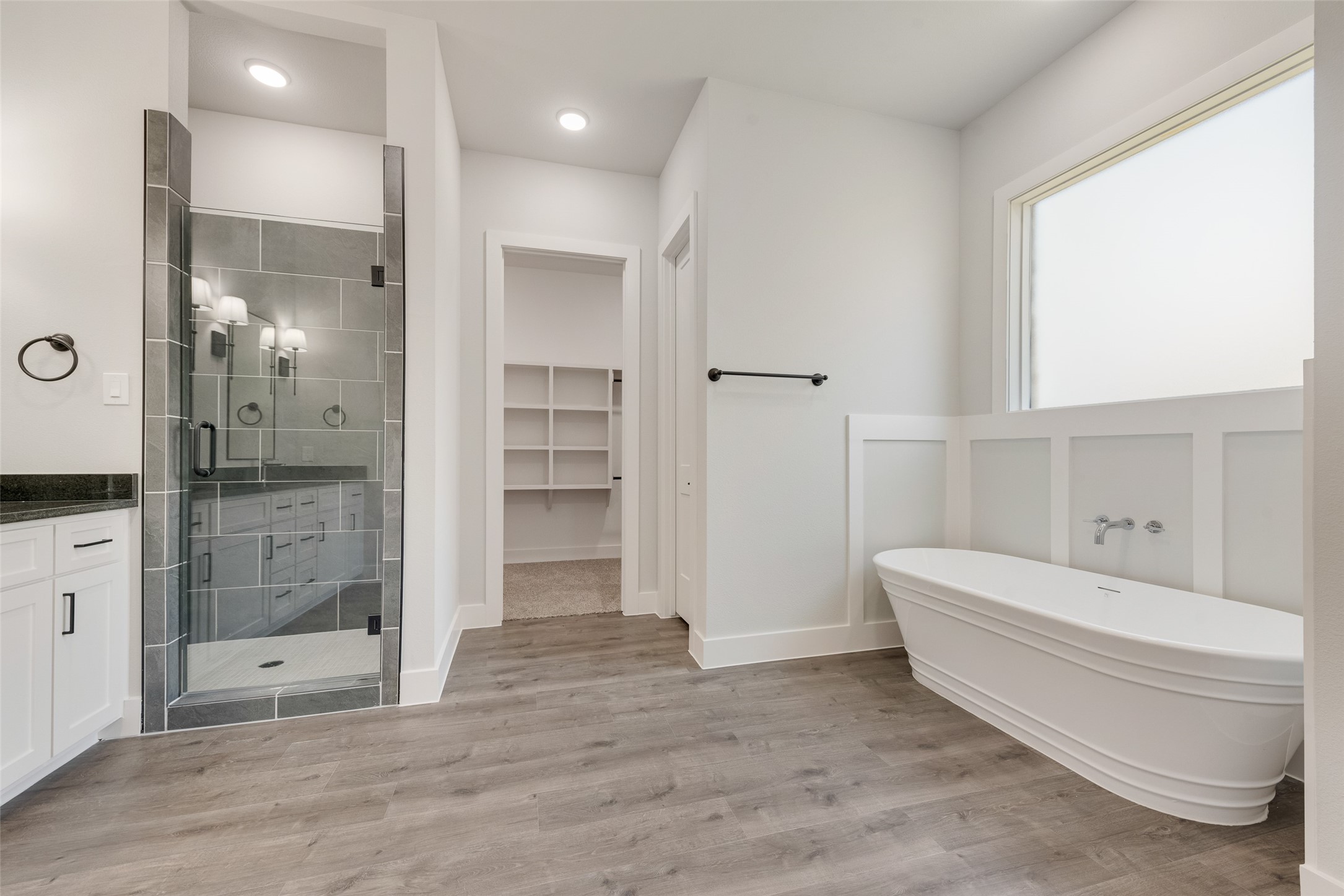 1338 Benjamin Trail