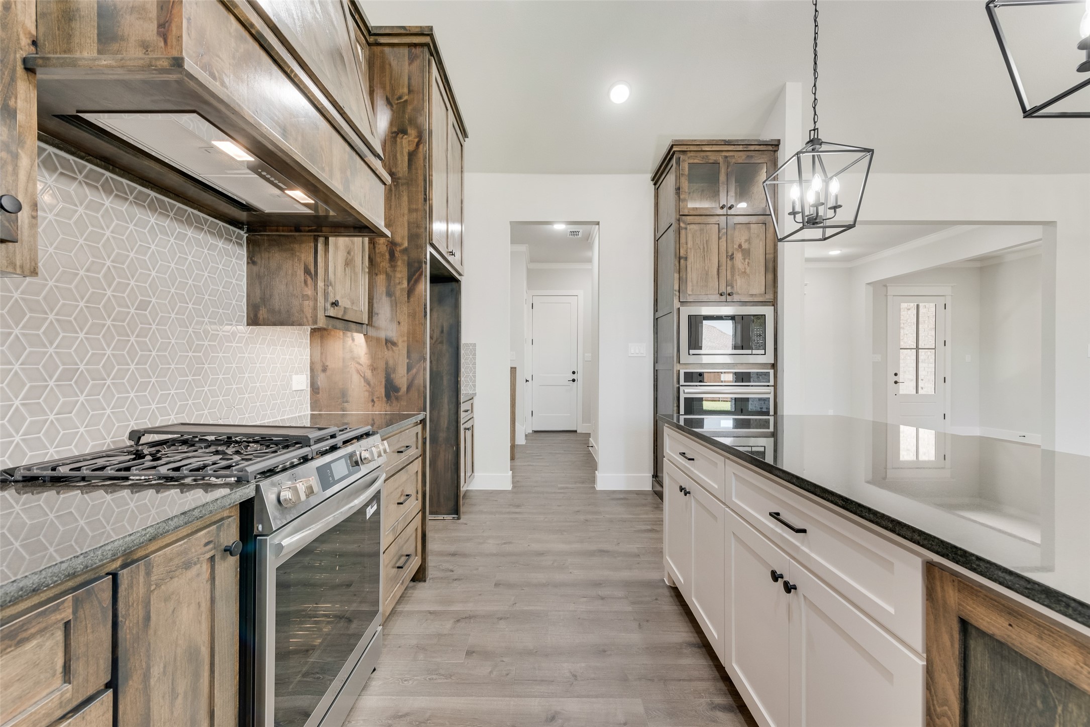 1338 Benjamin Trail