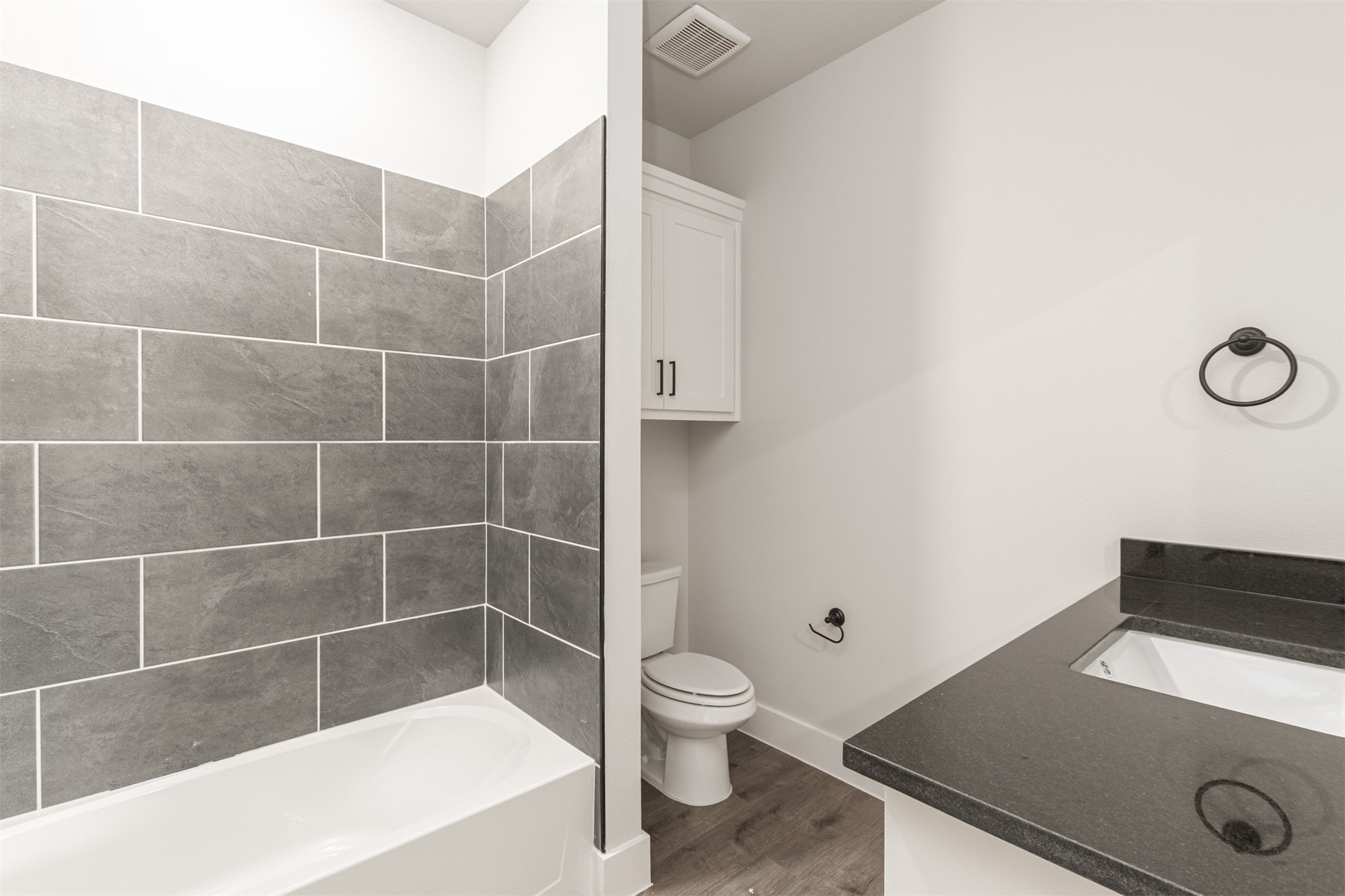 1338 Benjamin Trail