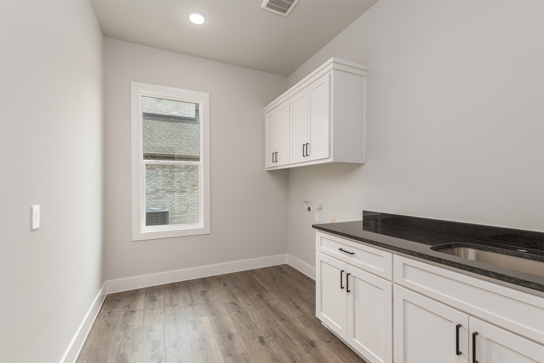 1338 Benjamin Trail