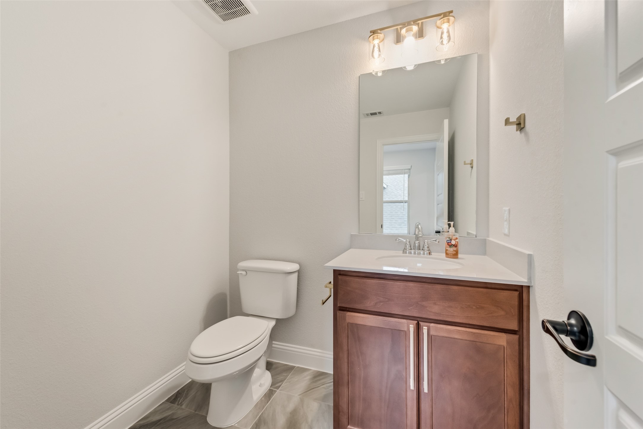 2900 Evergreen Trail