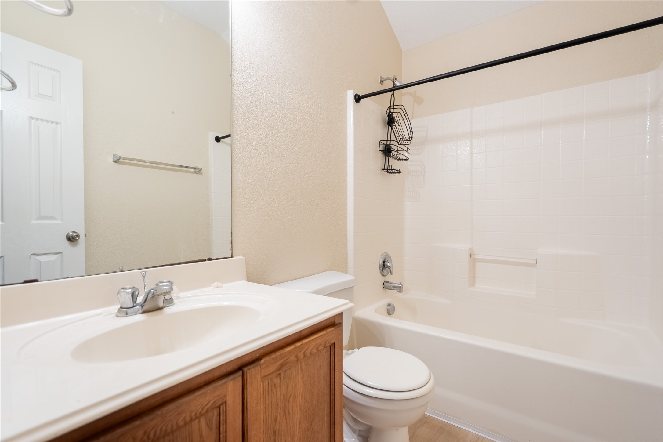 3696 Chestnut Trail