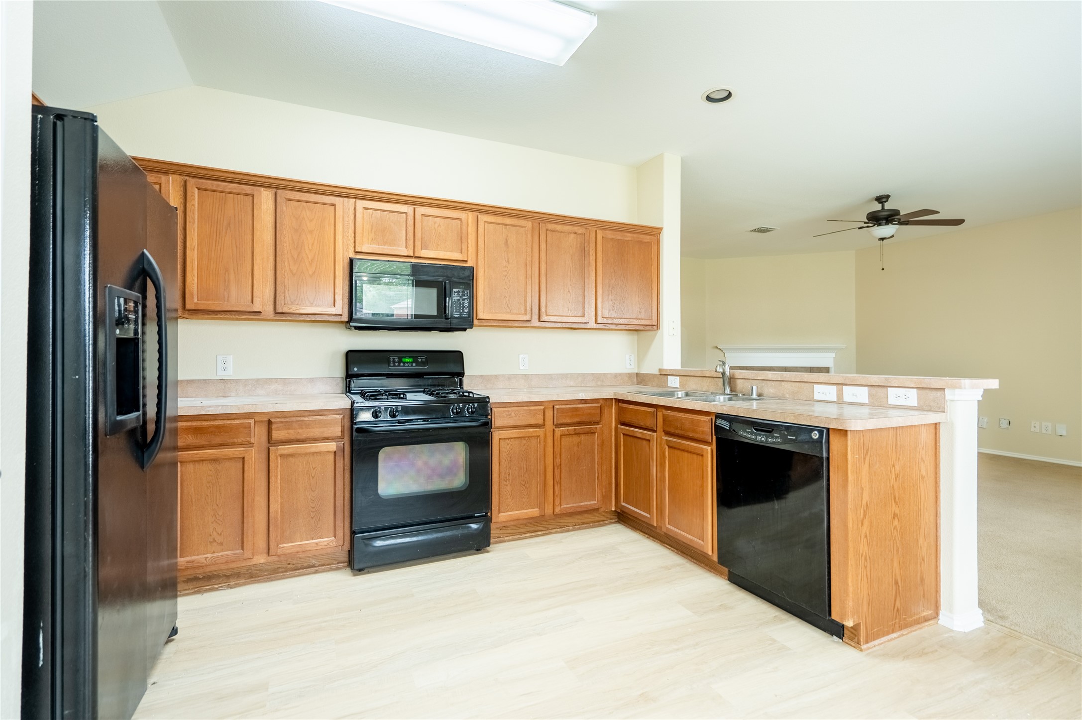 3696 Chestnut Trail