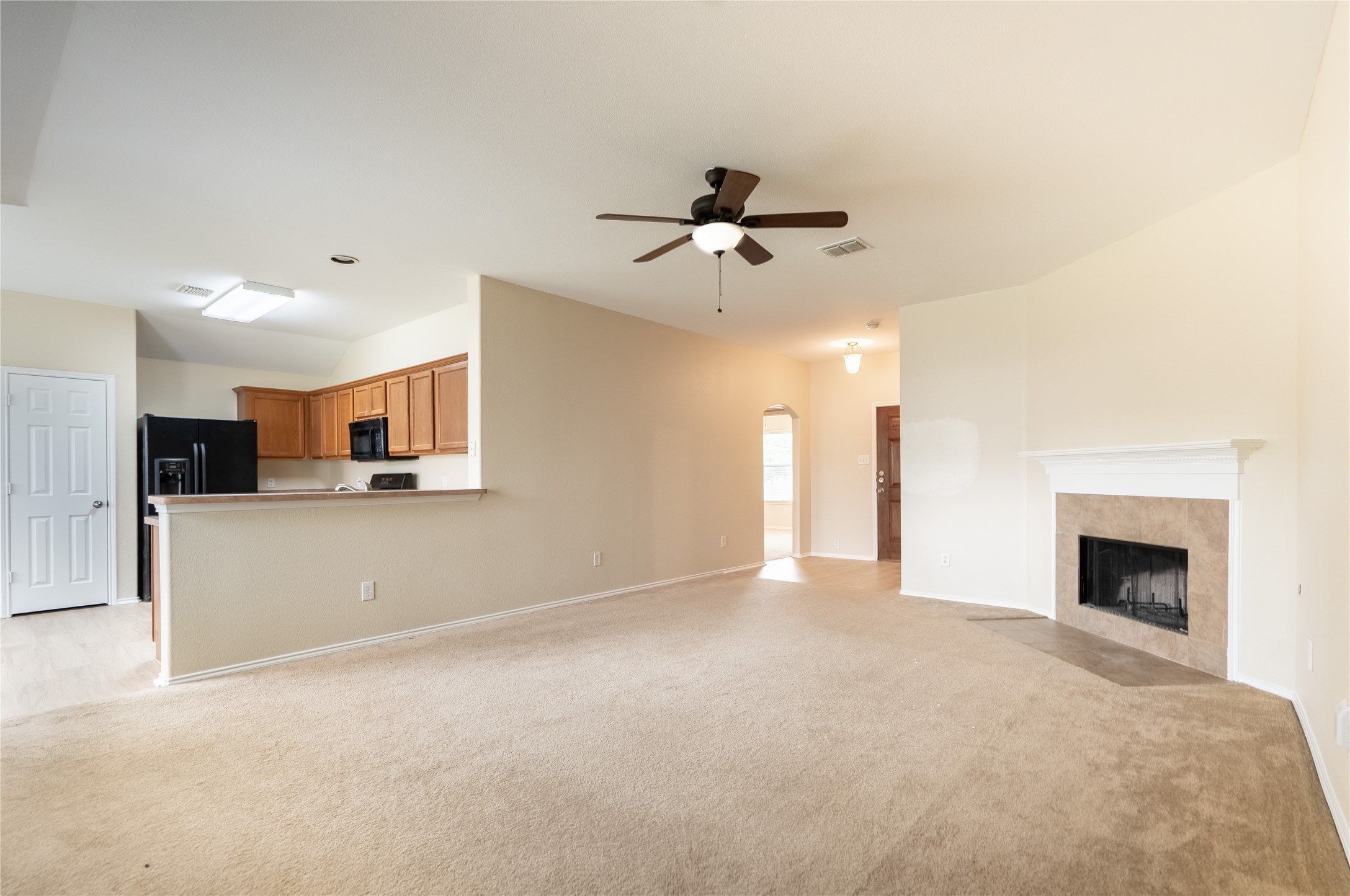 3696 Chestnut Trail