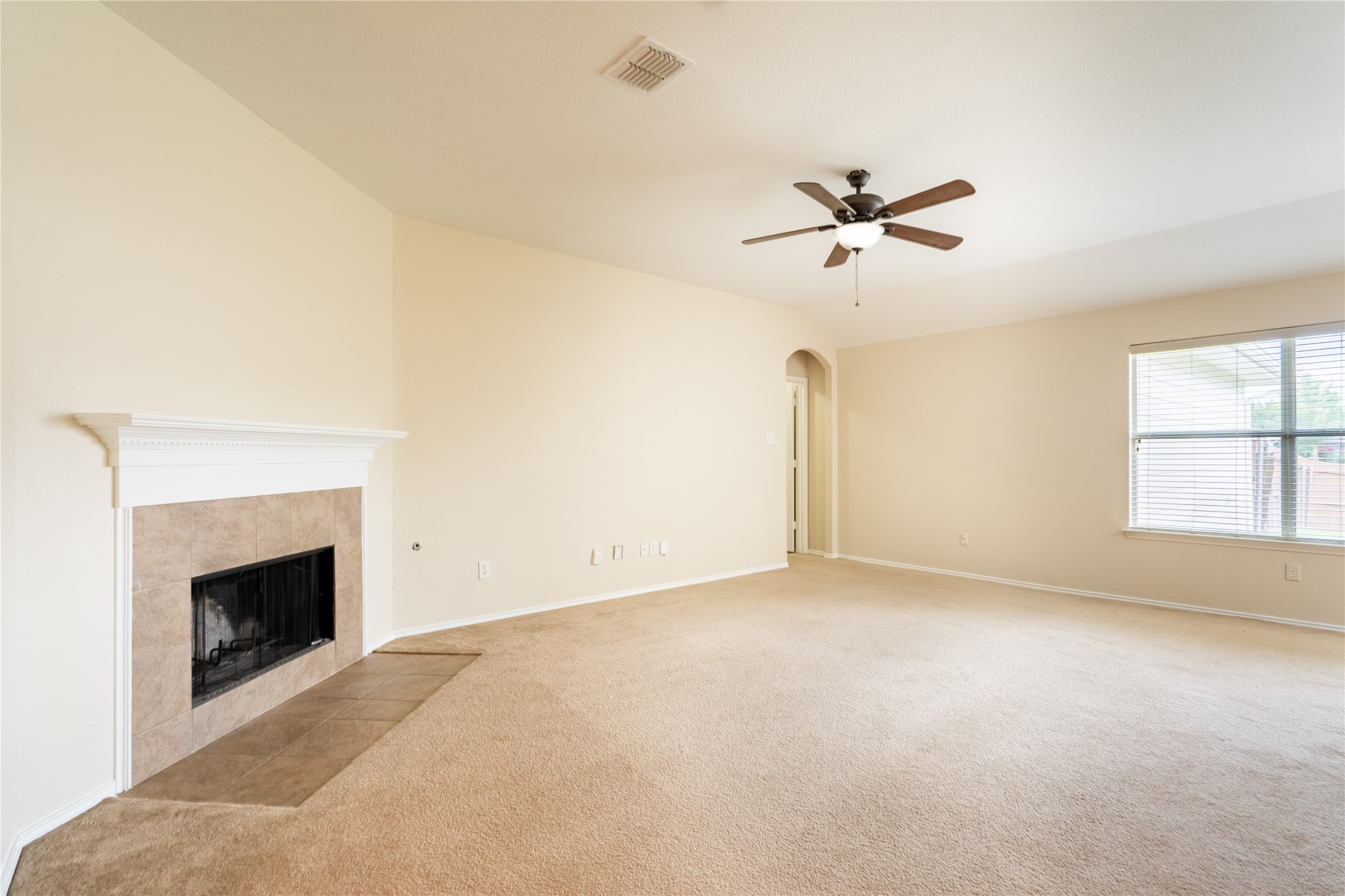 3696 Chestnut Trail