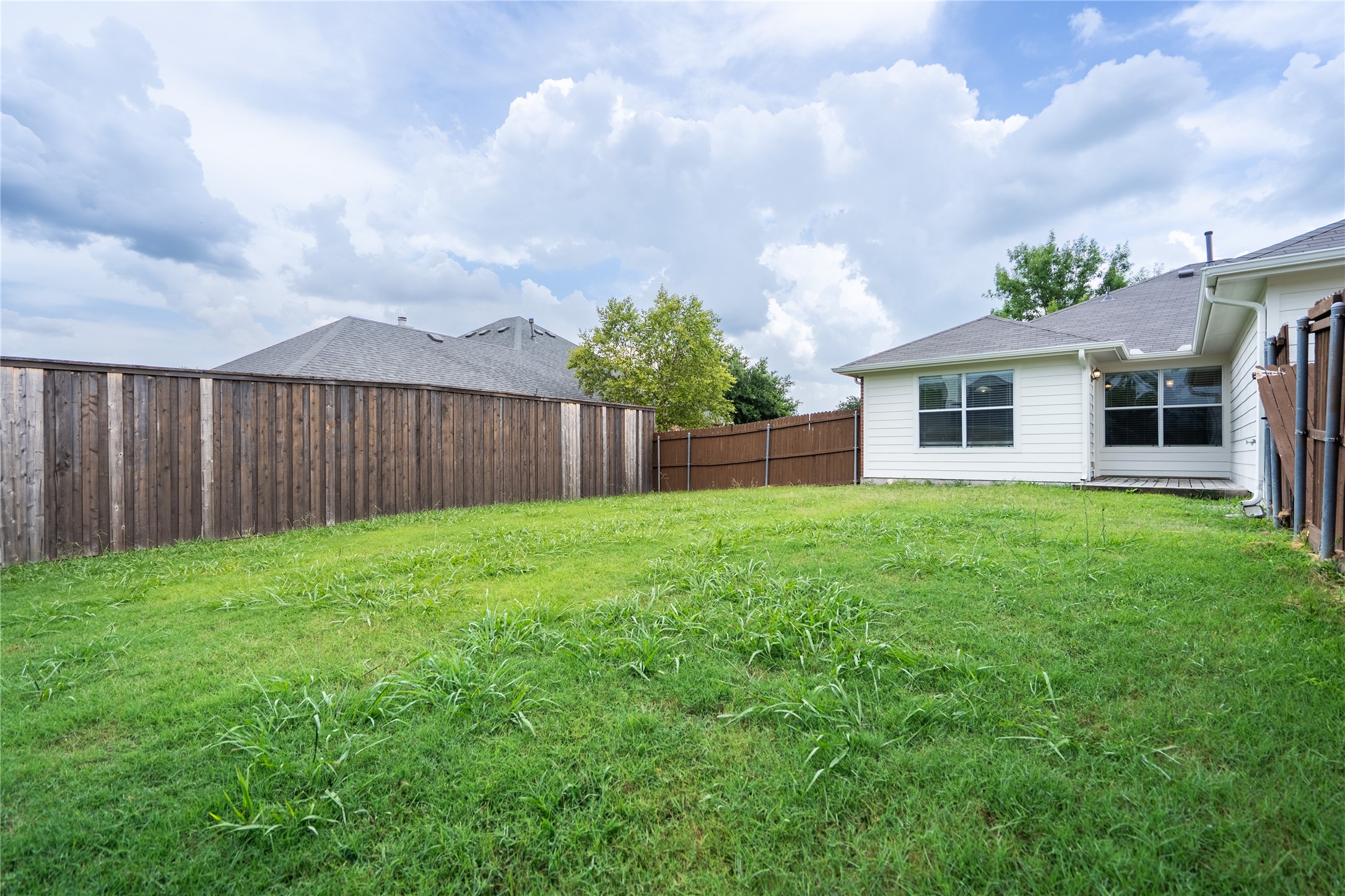 3696 Chestnut Trail