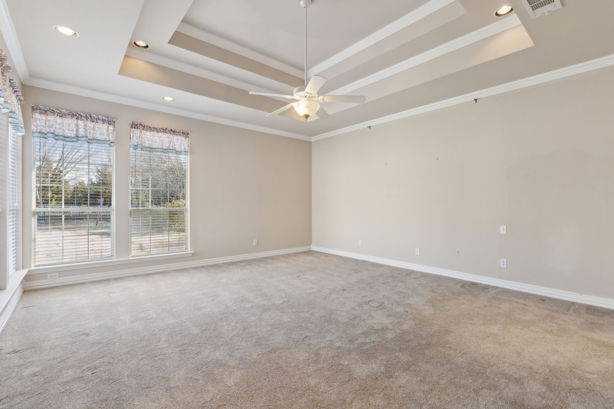 155 Willowcrest