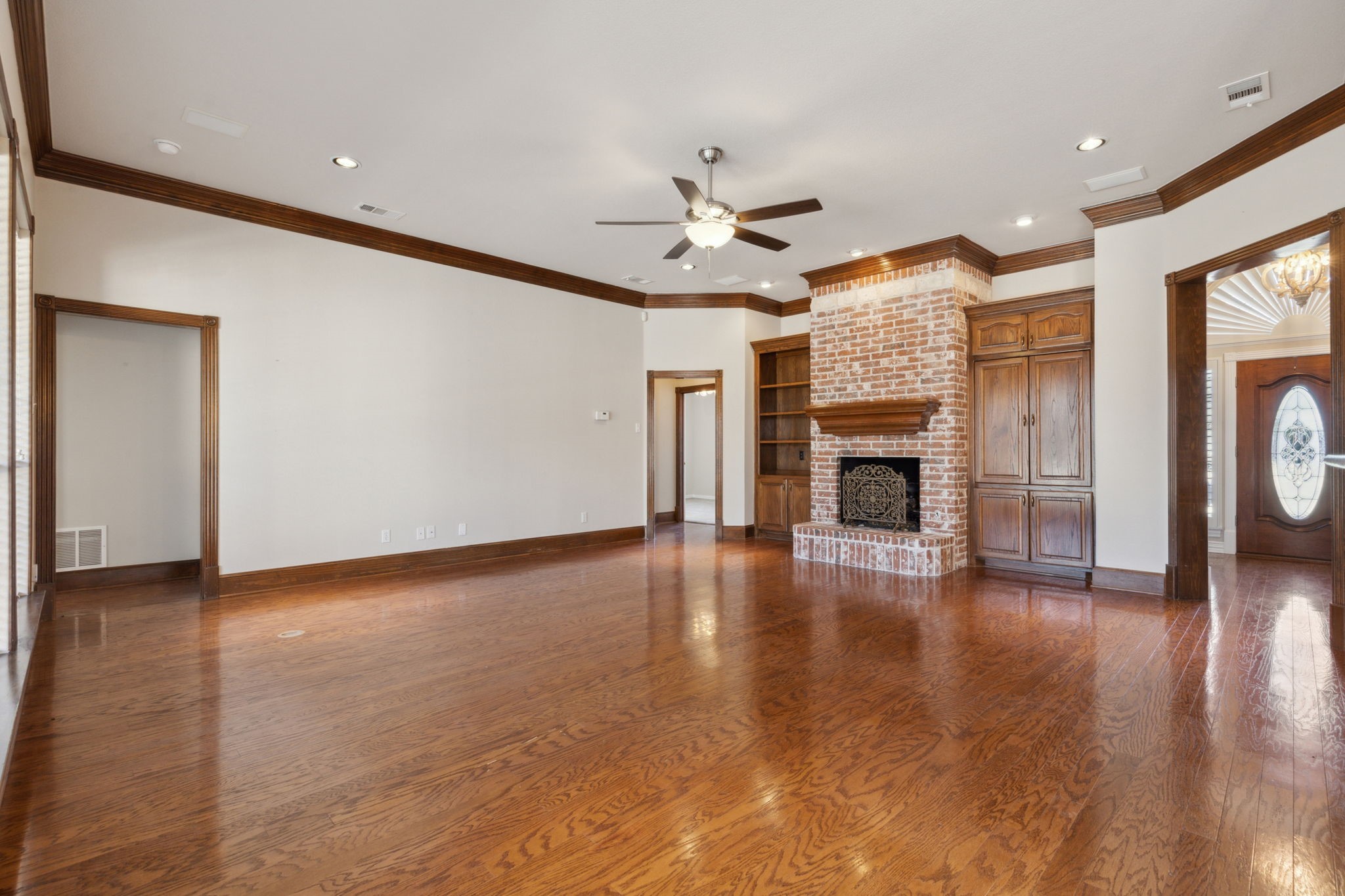 155 Willowcrest