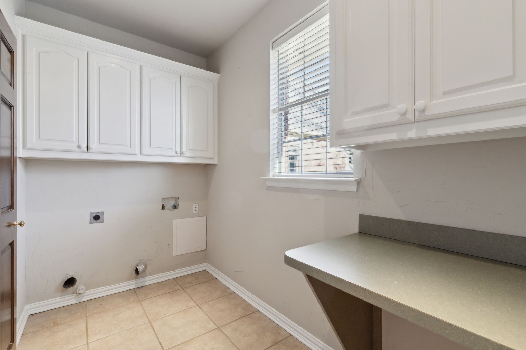 155 Willowcrest