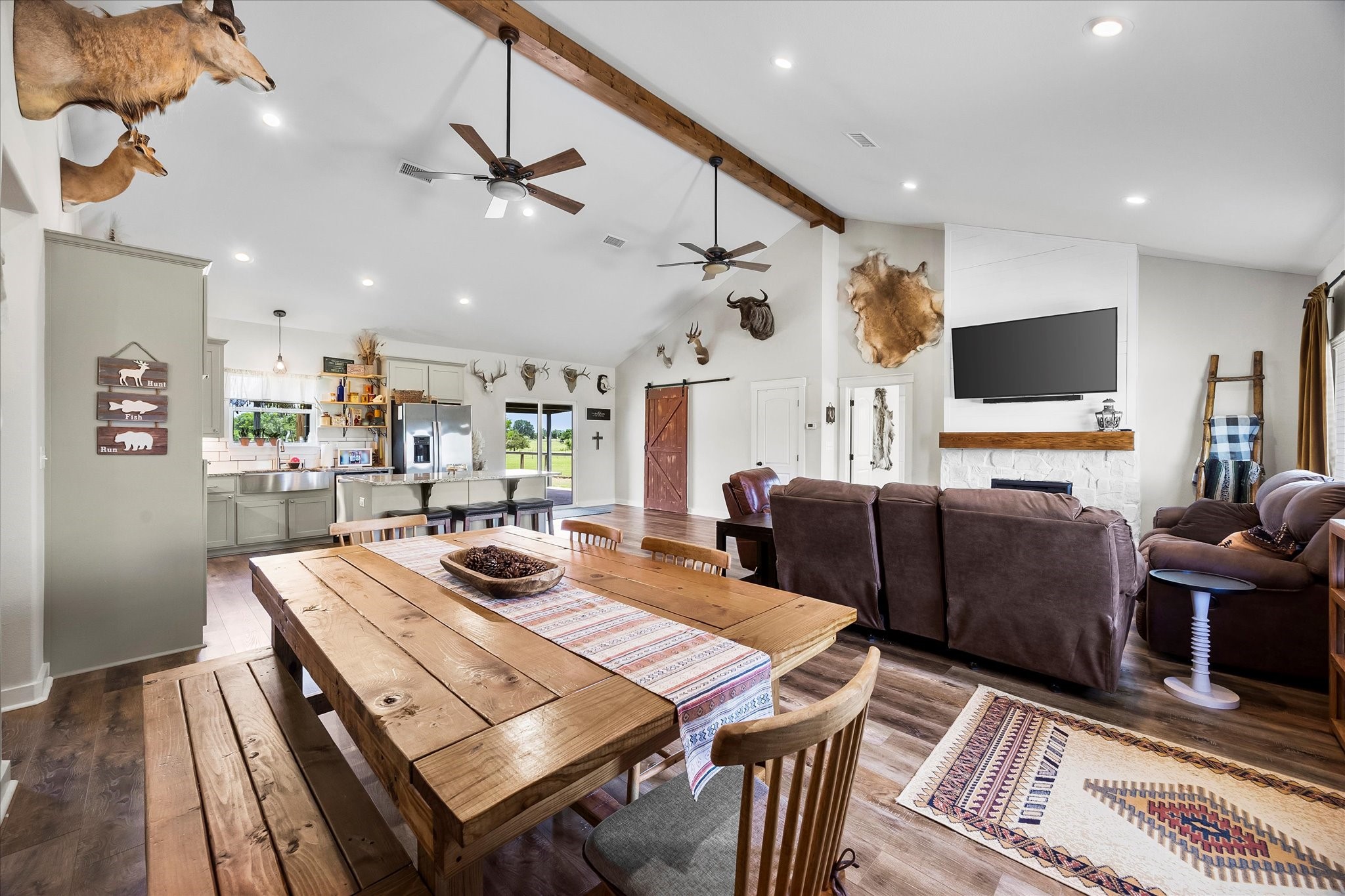 1714 County Road 1170