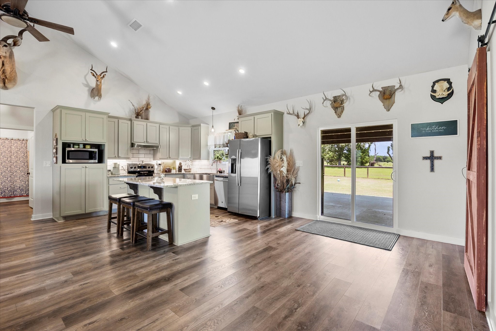 1714 County Road 1170