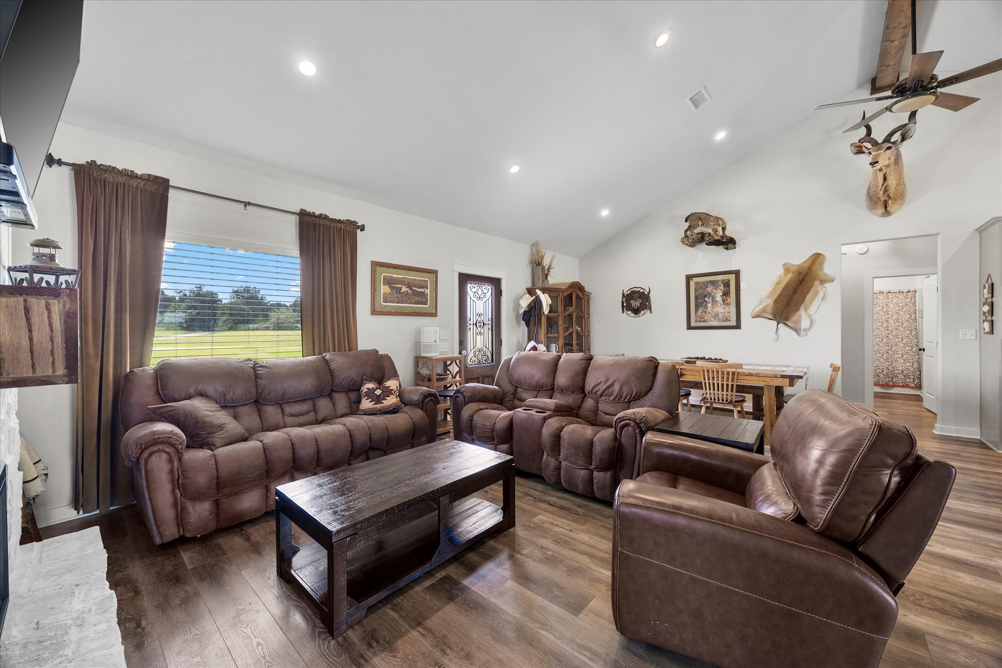 1714 County Road 1170