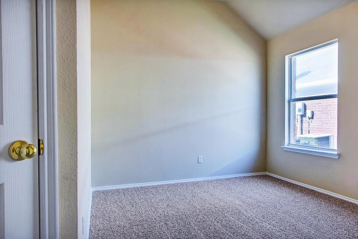 3108 Avery Lane