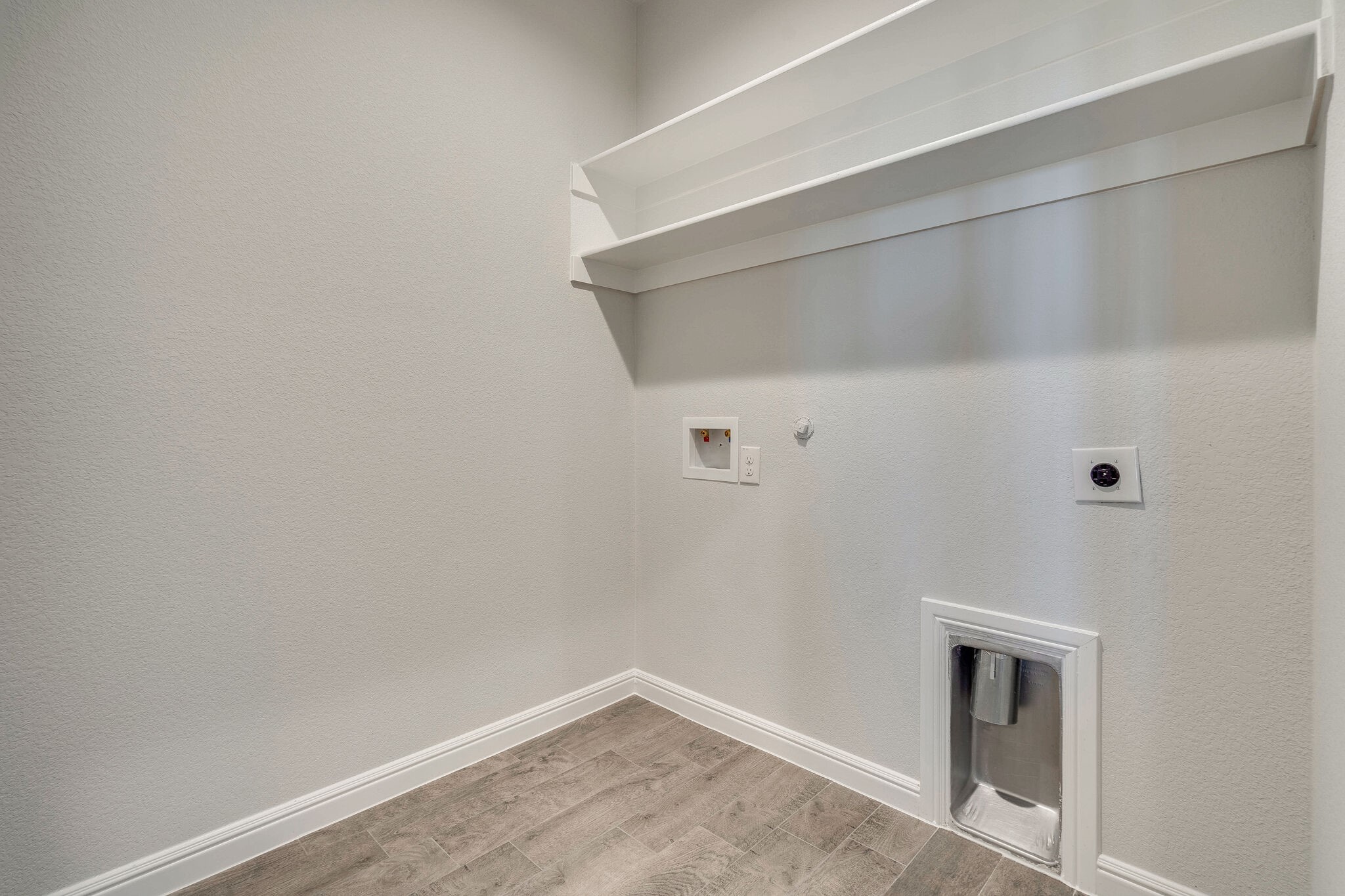 1441 Archway Court