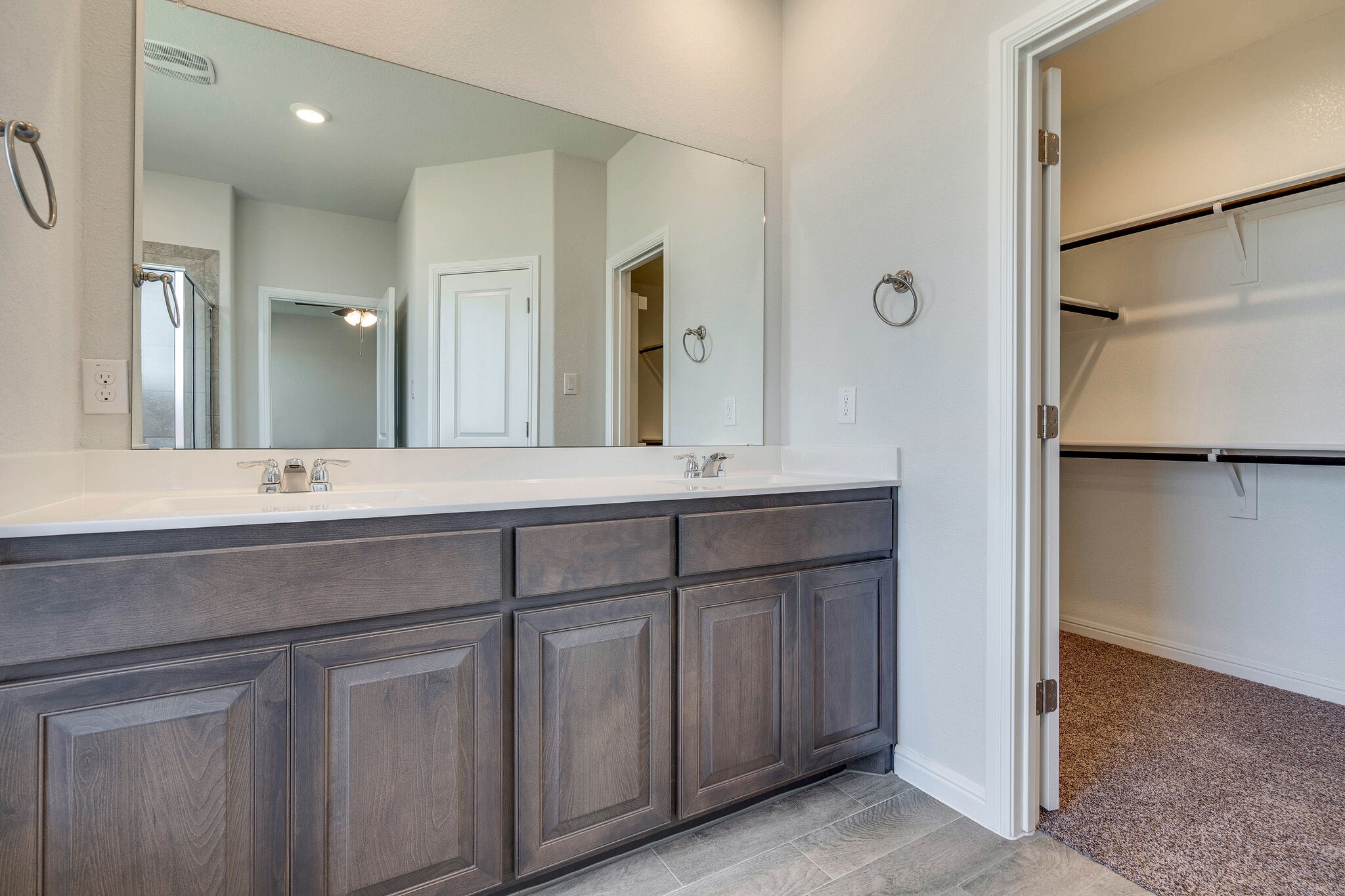 1441 Archway Court