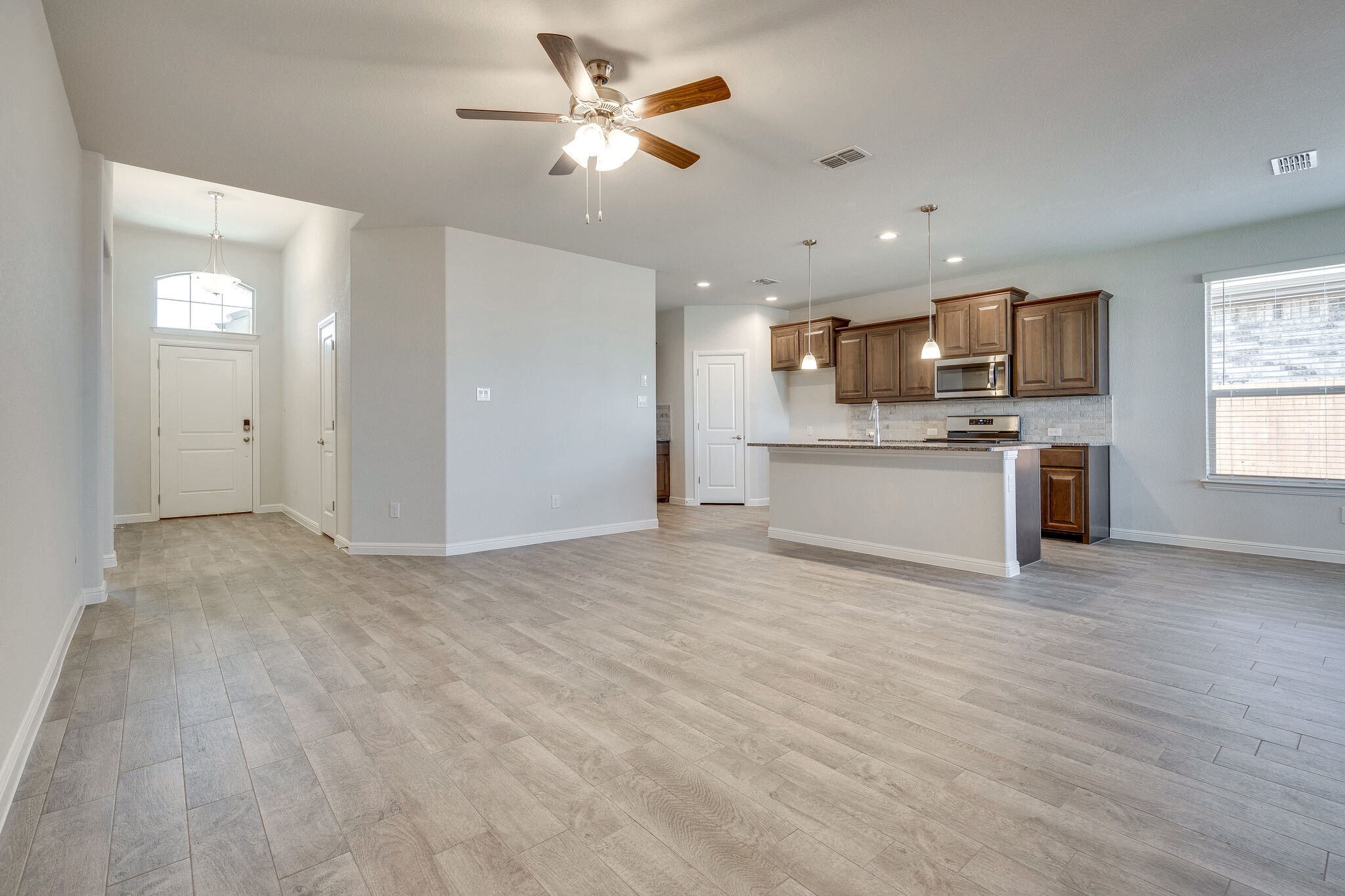 1441 Archway Court