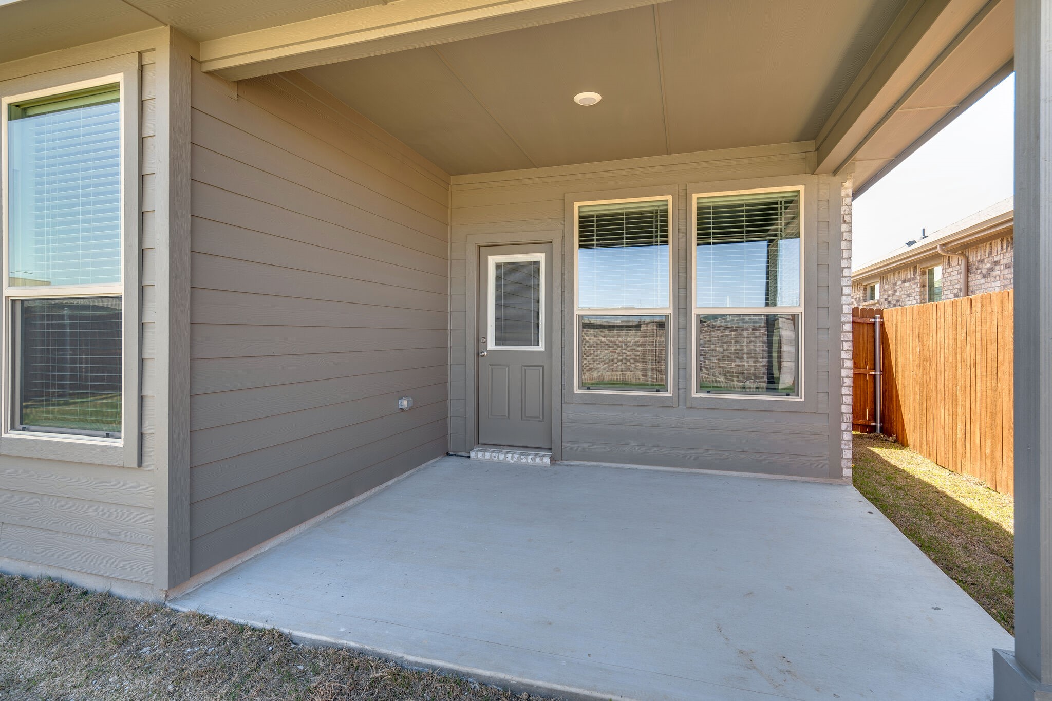 1441 Archway Court