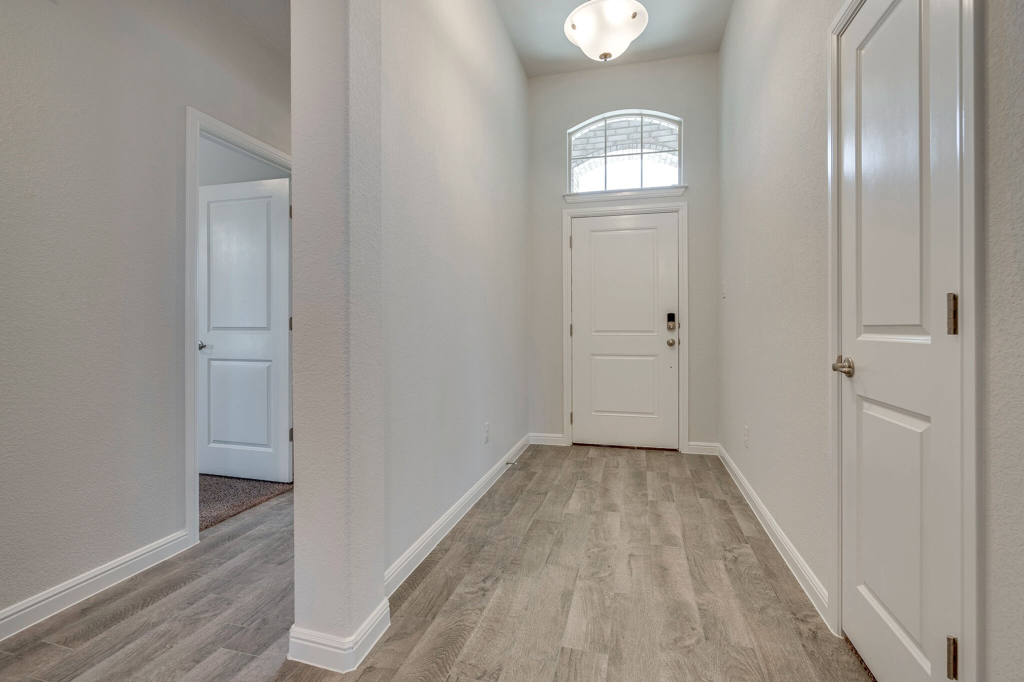 1441 Archway Court
