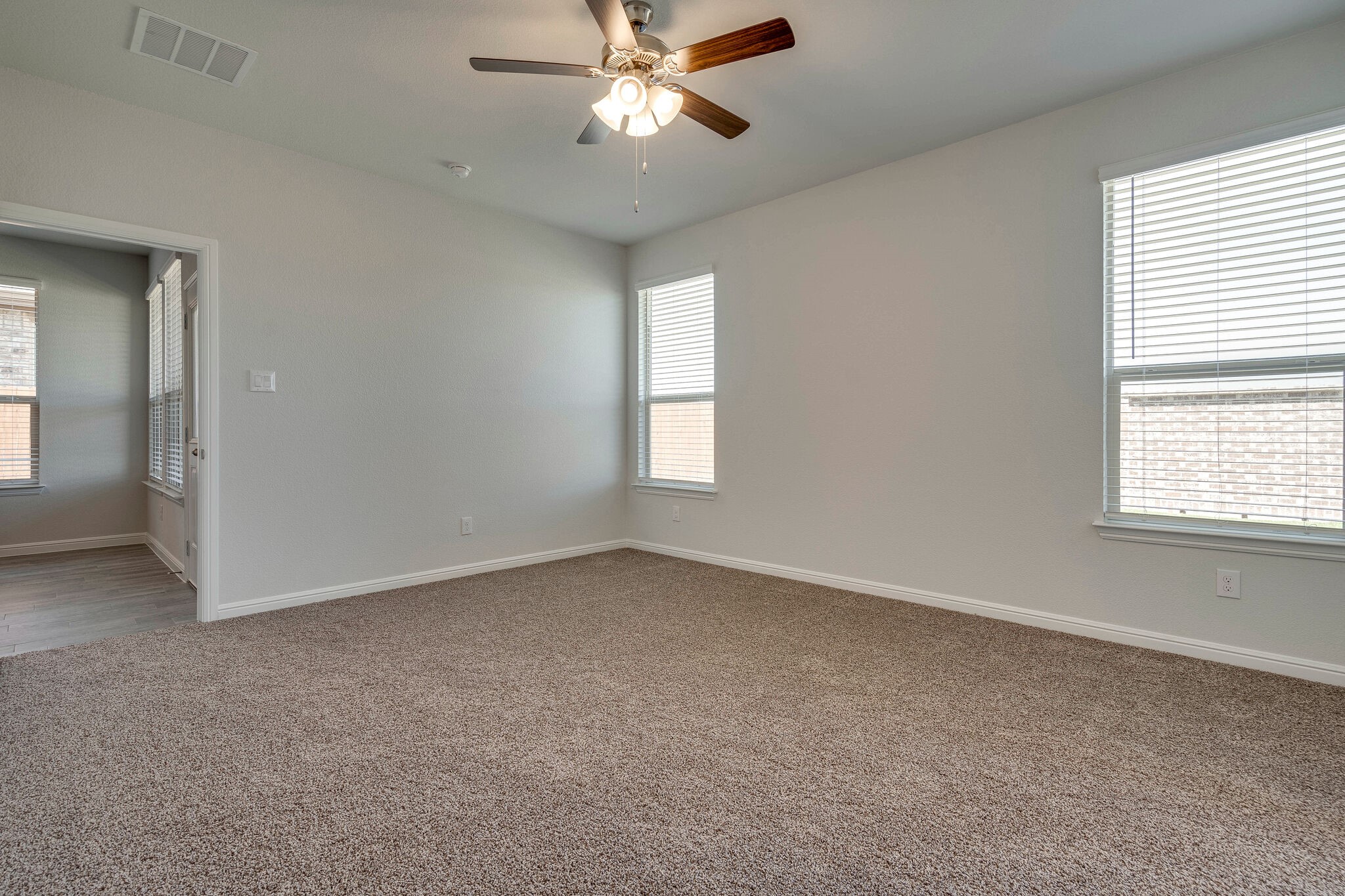 1441 Archway Court