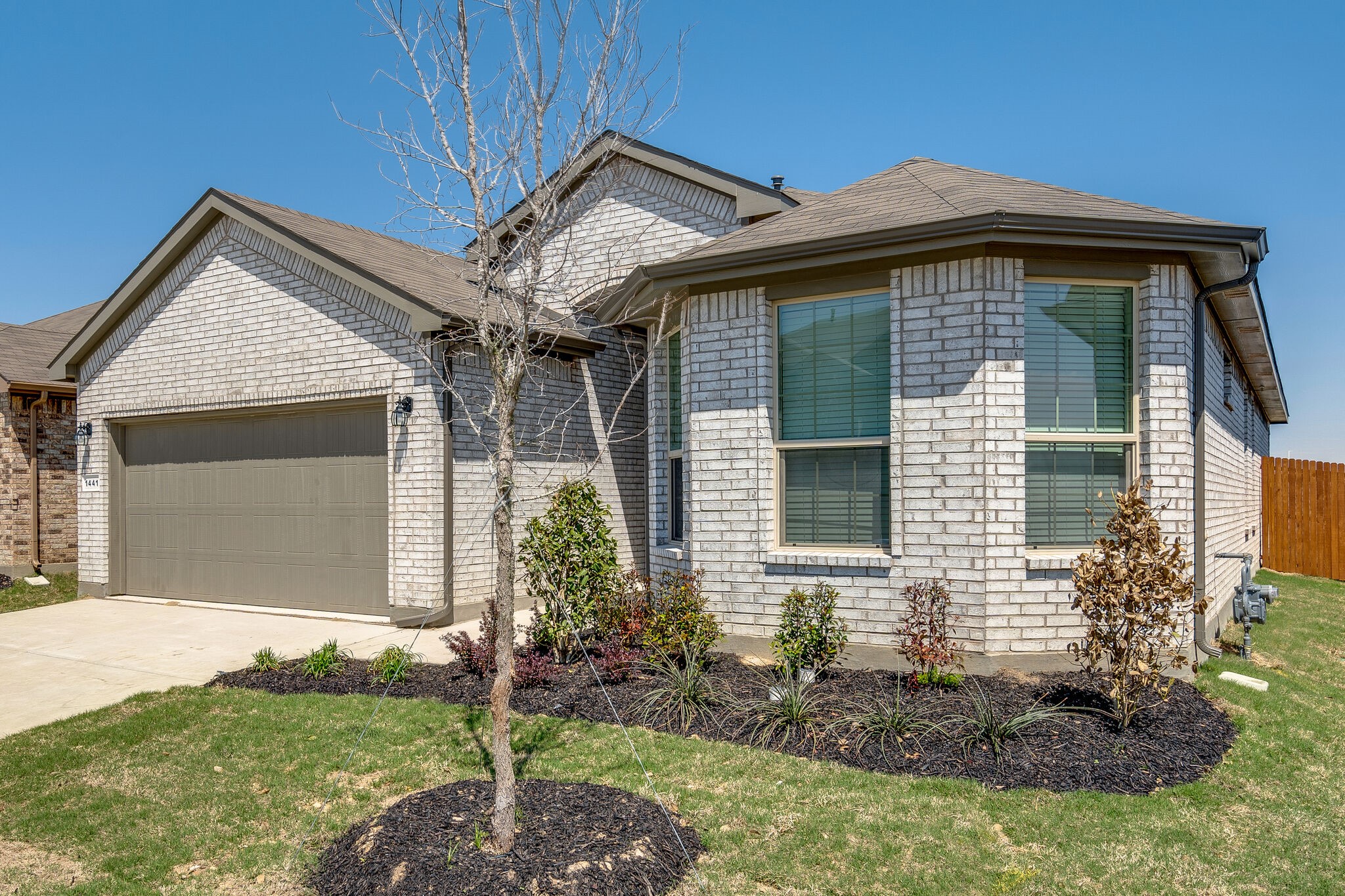 1441 Archway Court