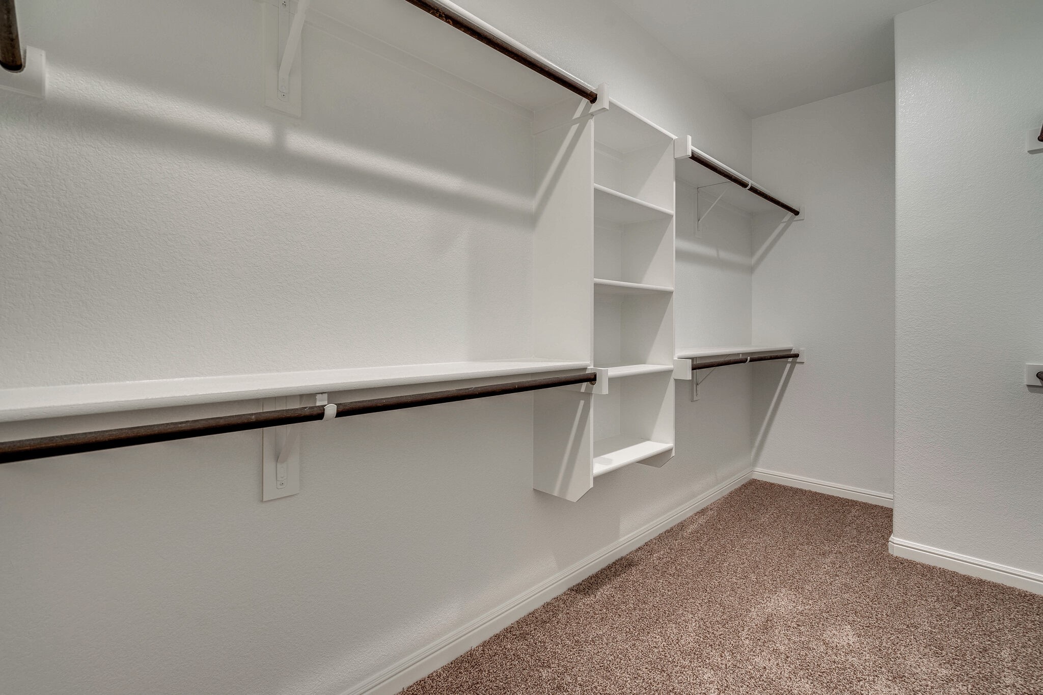 1441 Archway Court