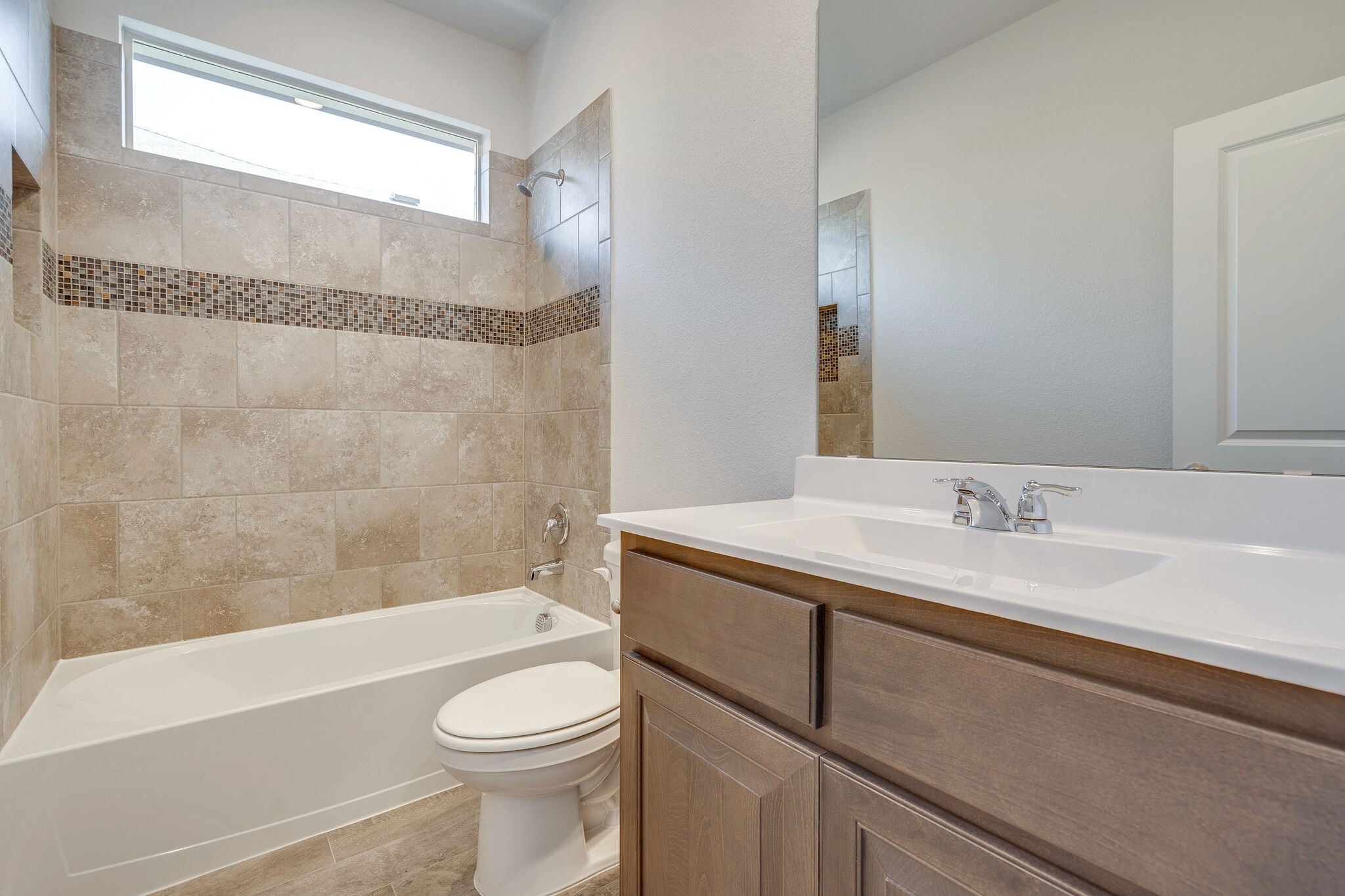 1441 Archway Court