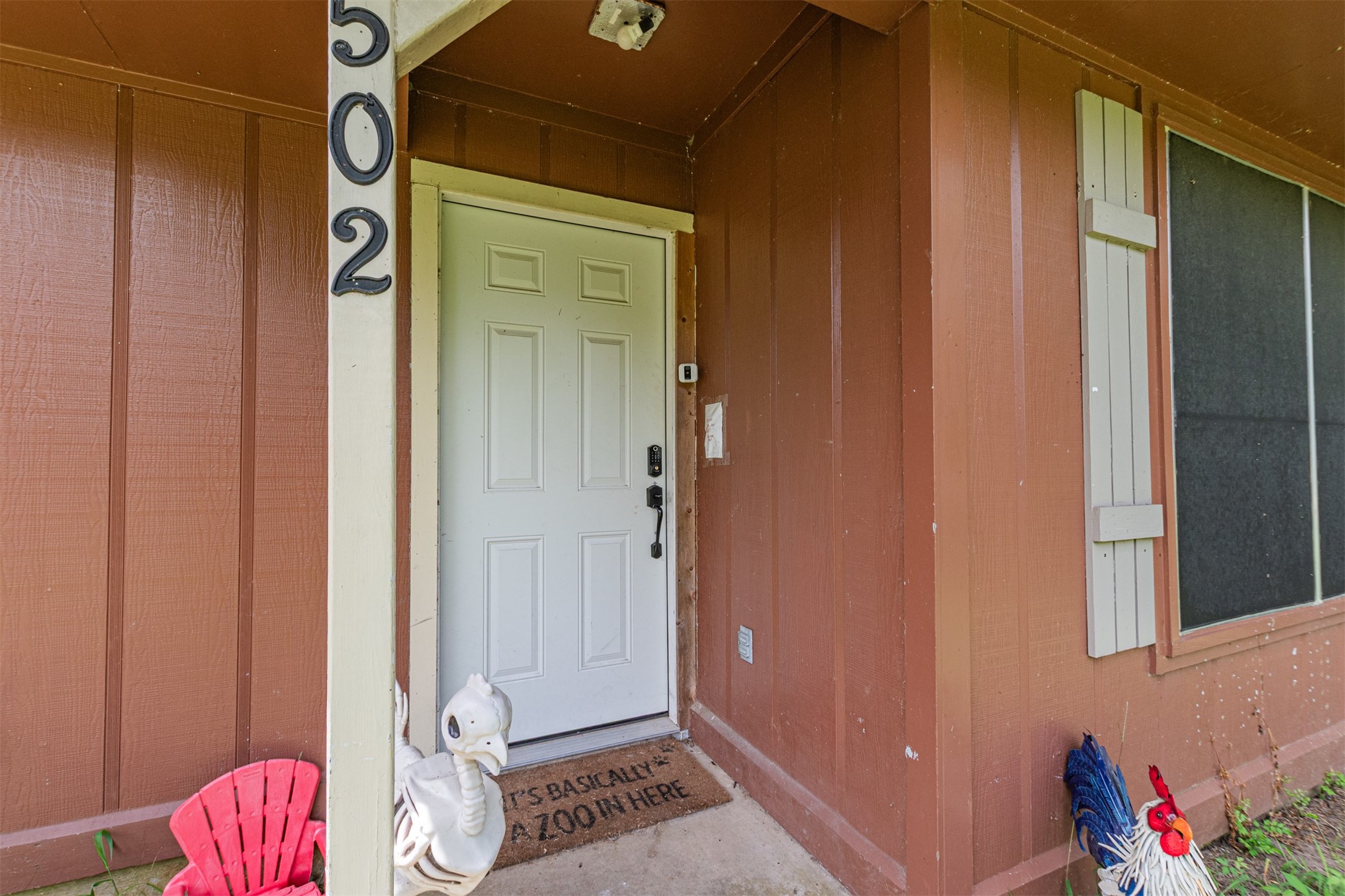 502 E High Street