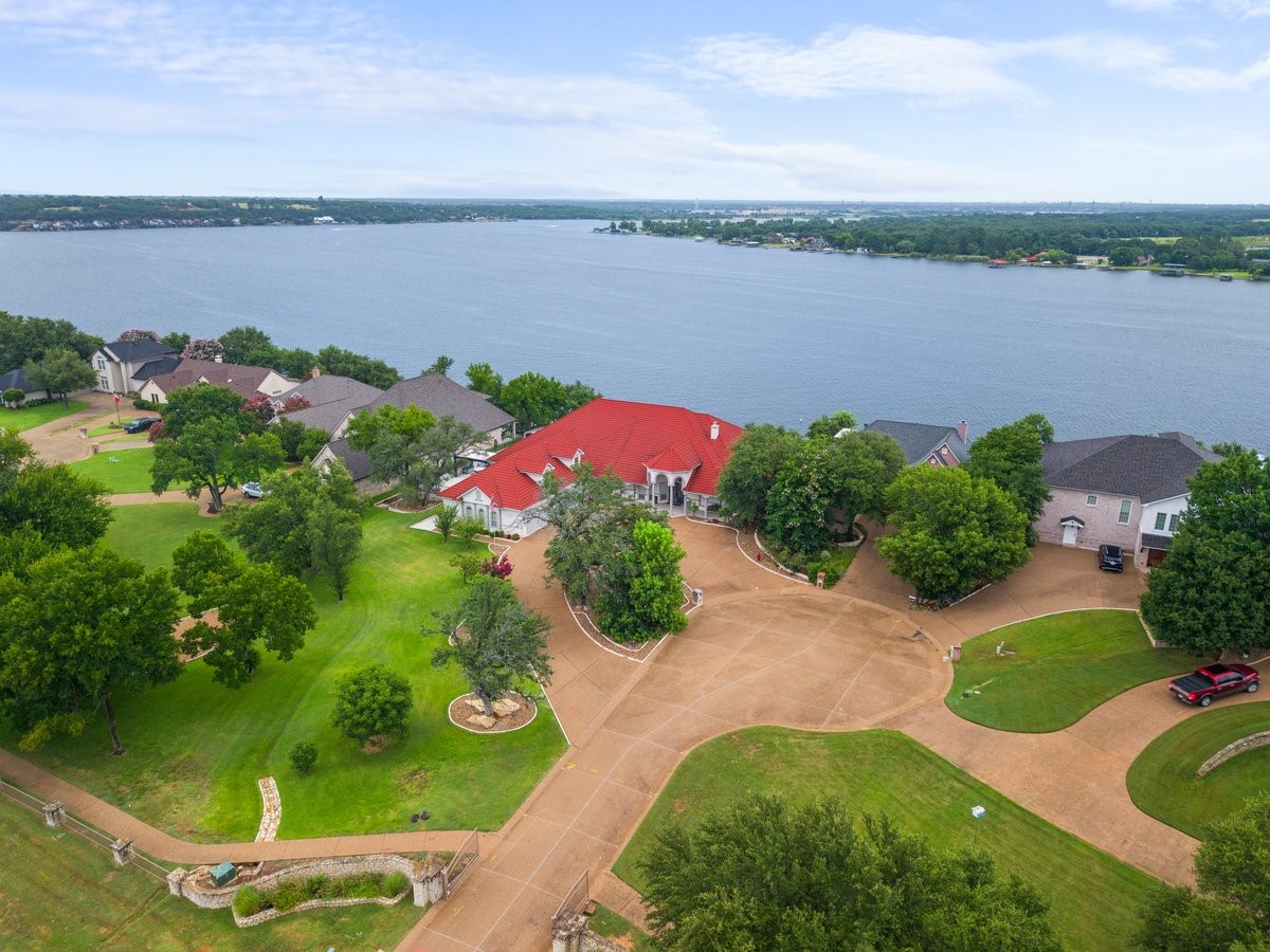 7004 Stone Bluff Court
