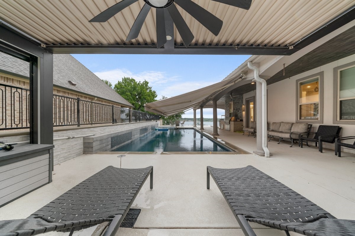 7004 Stone Bluff Court