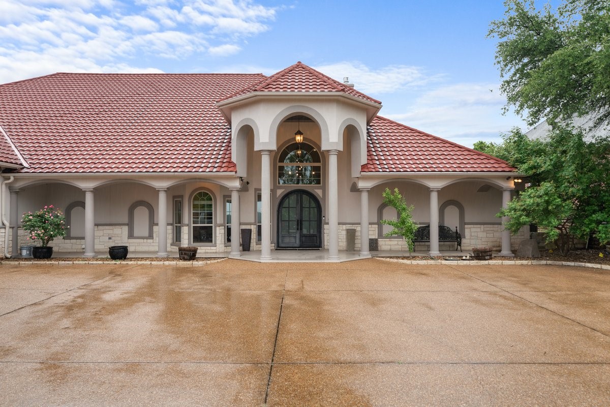 7004 Stone Bluff Court