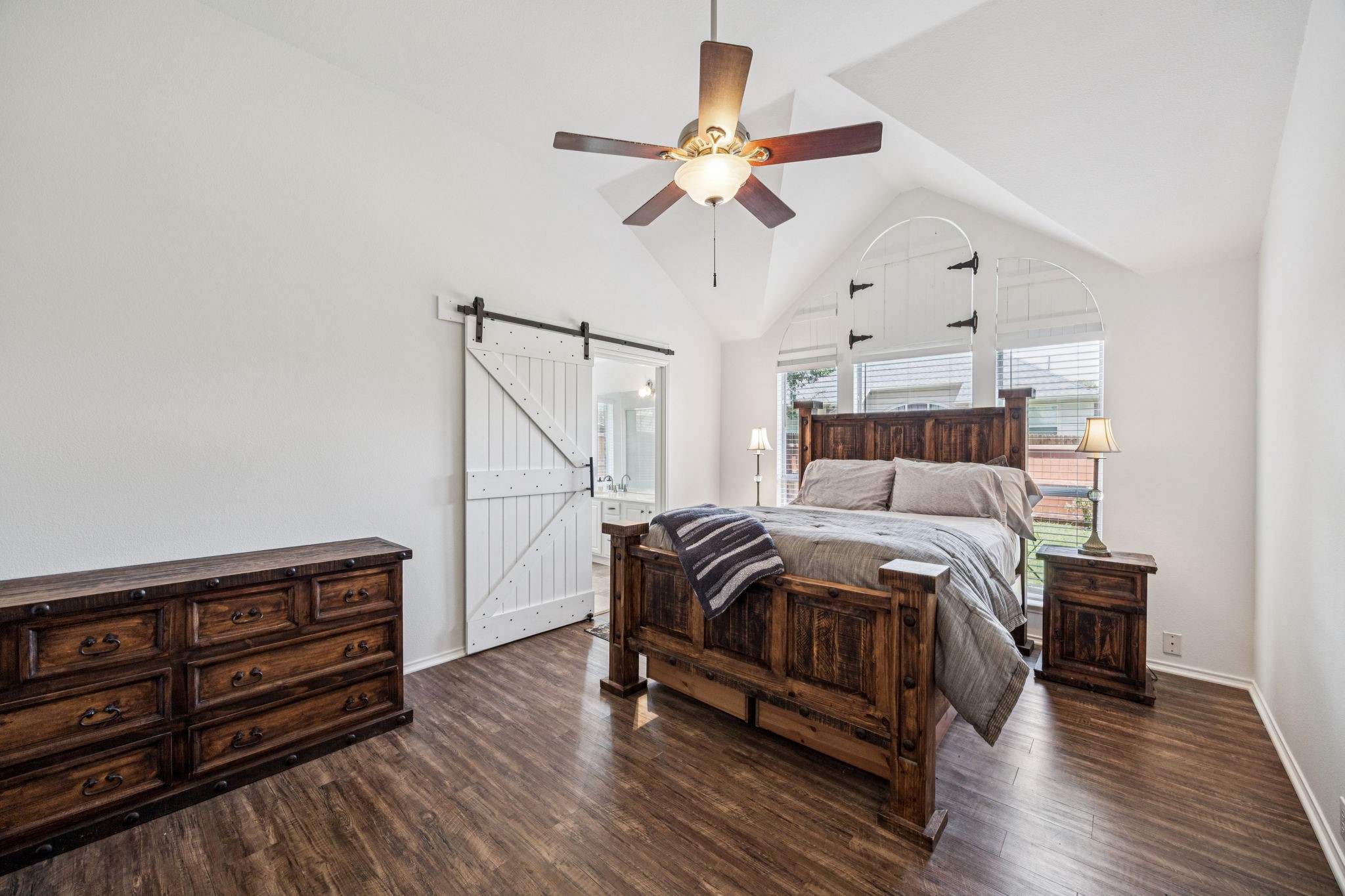 1419 Grass Valley