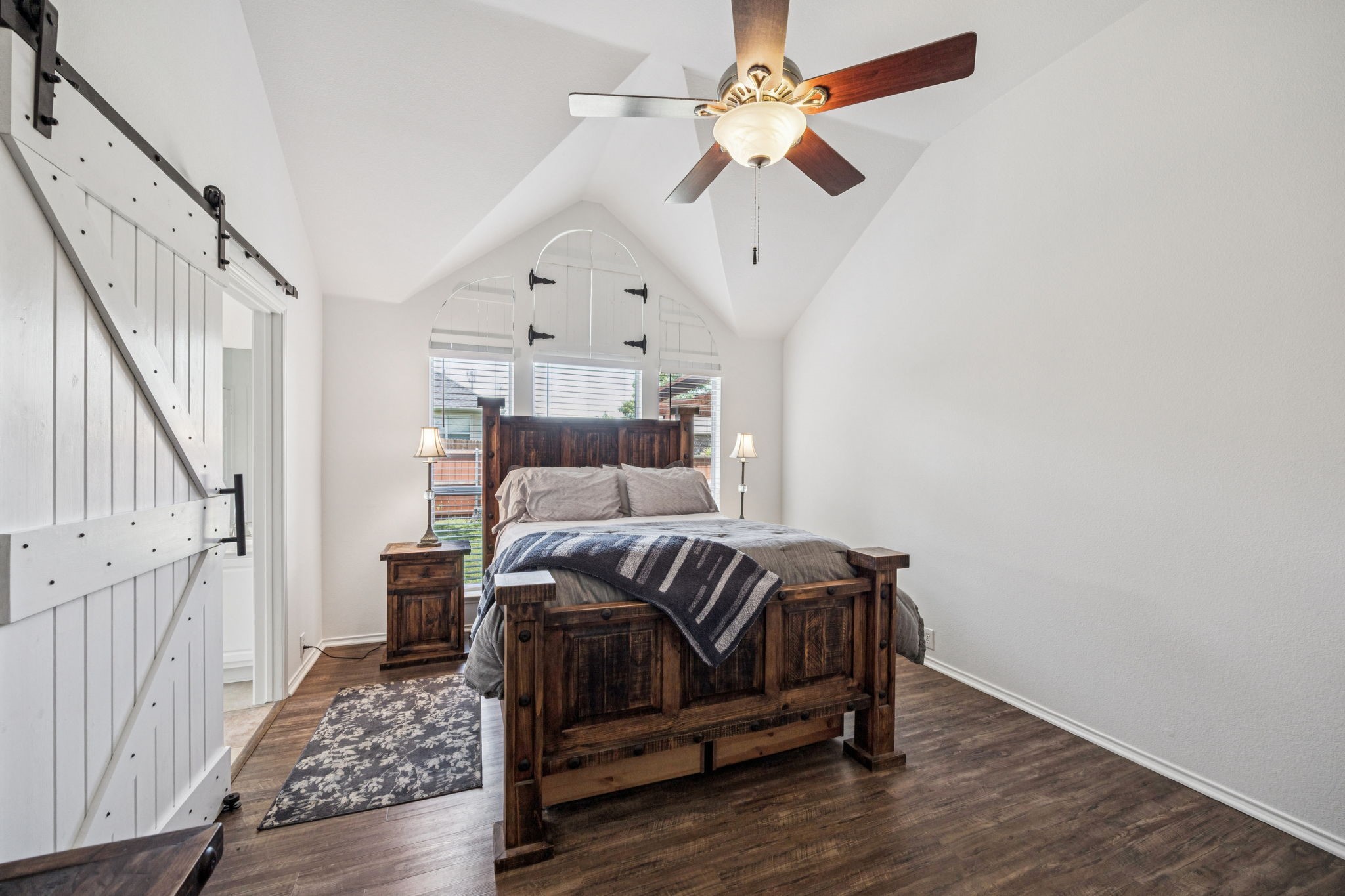 1419 Grass Valley