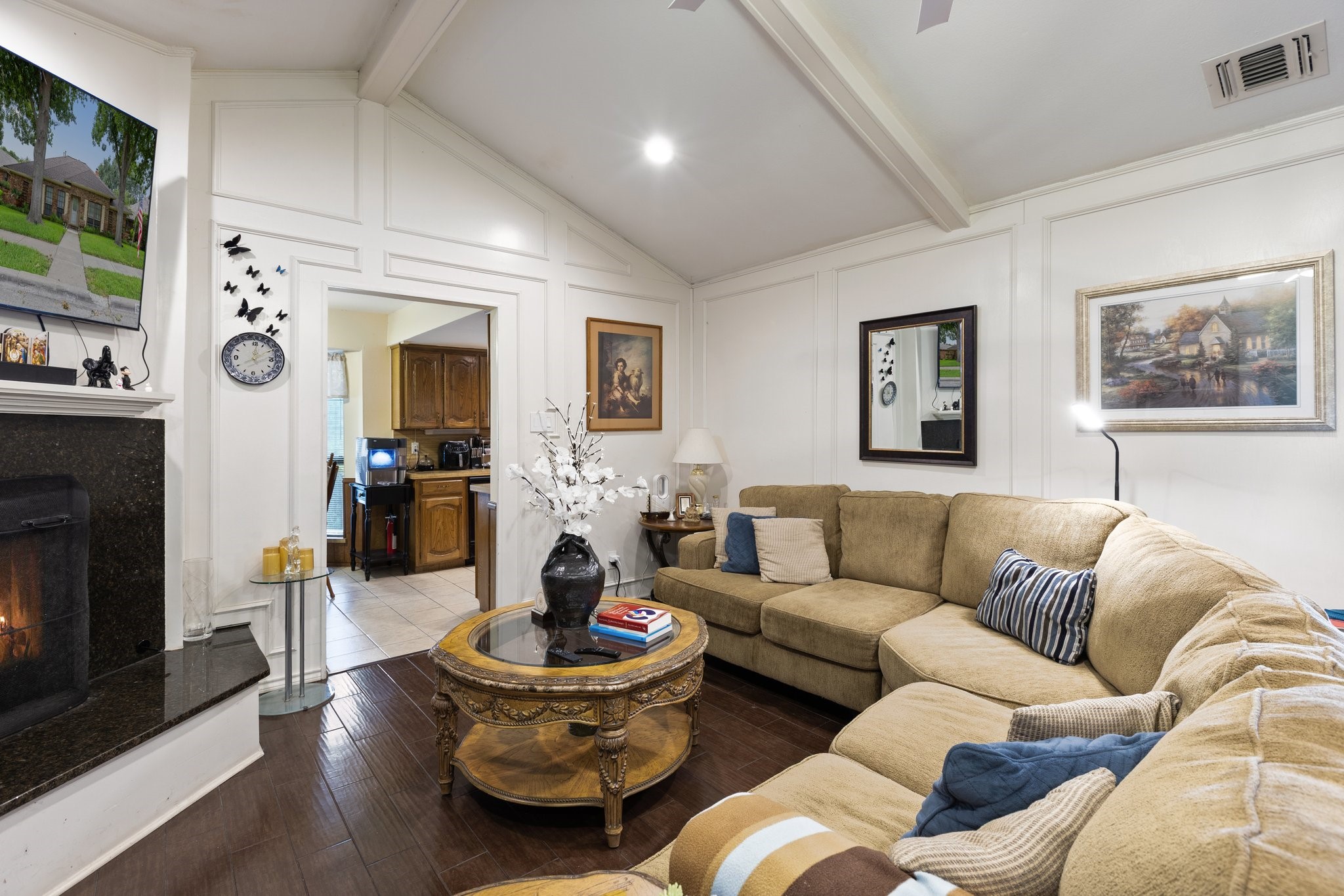 4525 Meadowview Drive