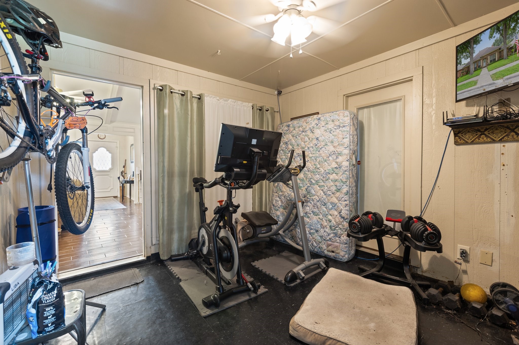 4525 Meadowview Drive