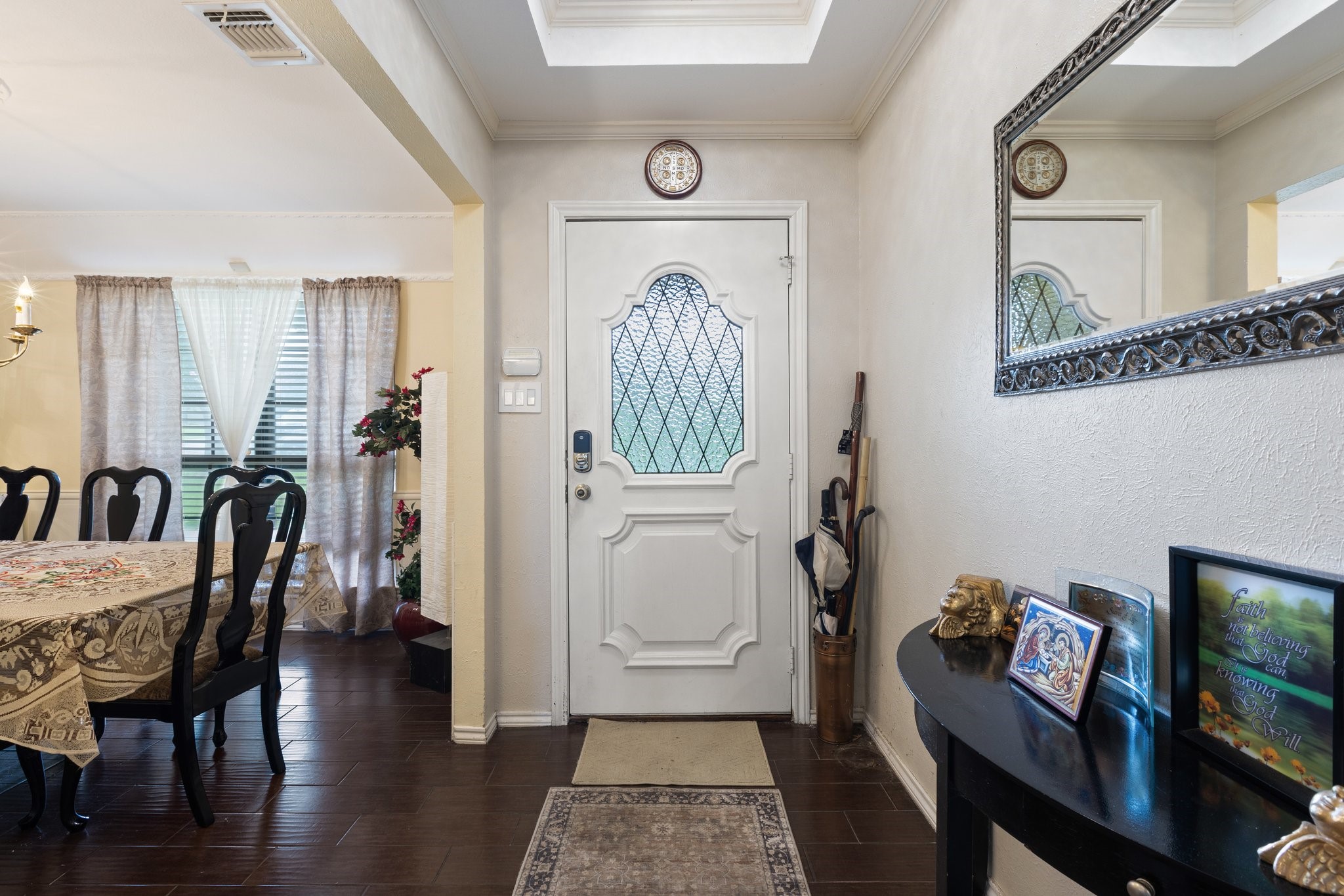 4525 Meadowview Drive