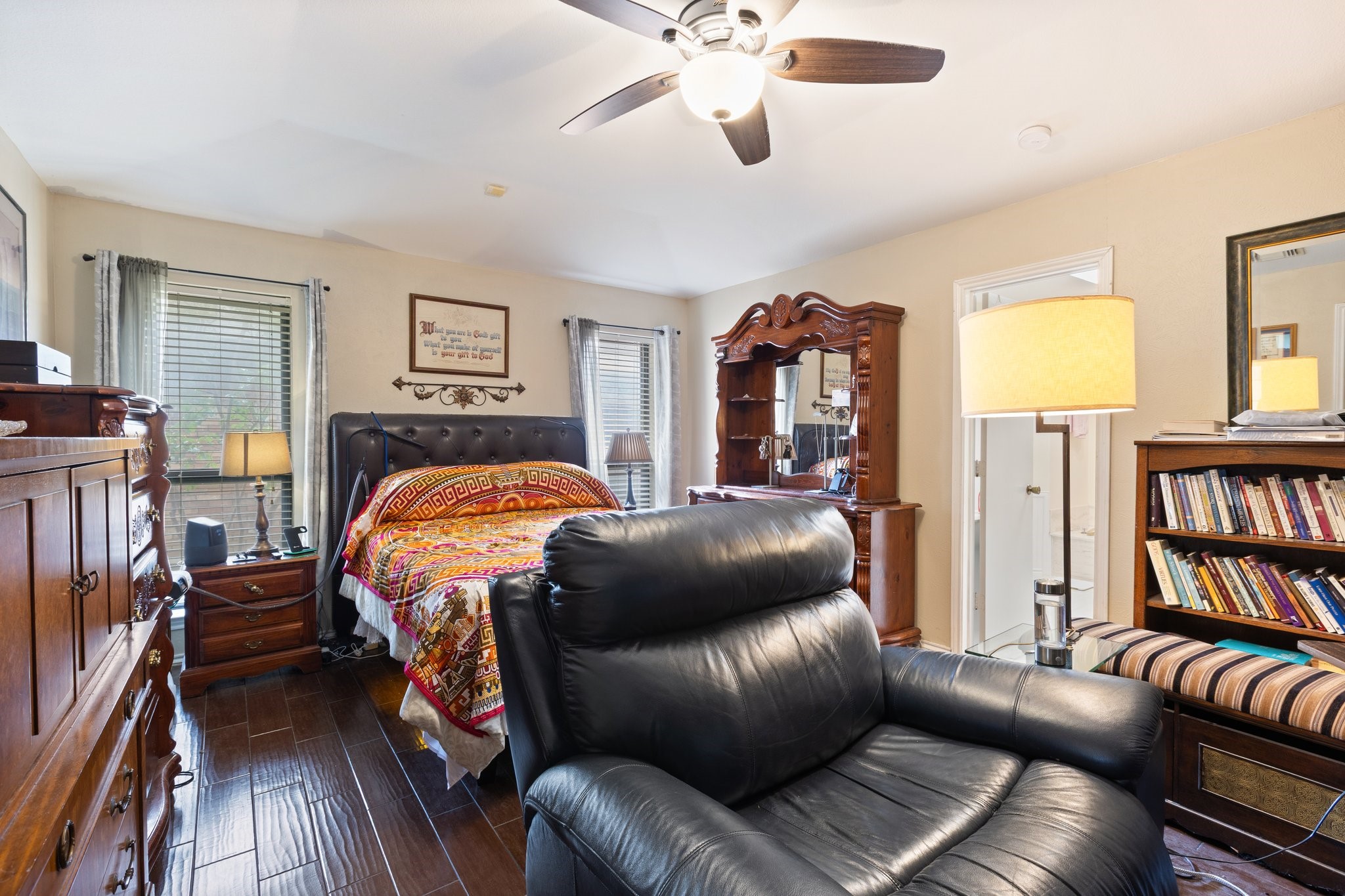 4525 Meadowview Drive