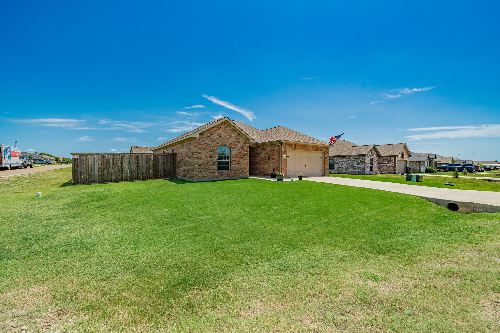 2901 Emma Lane