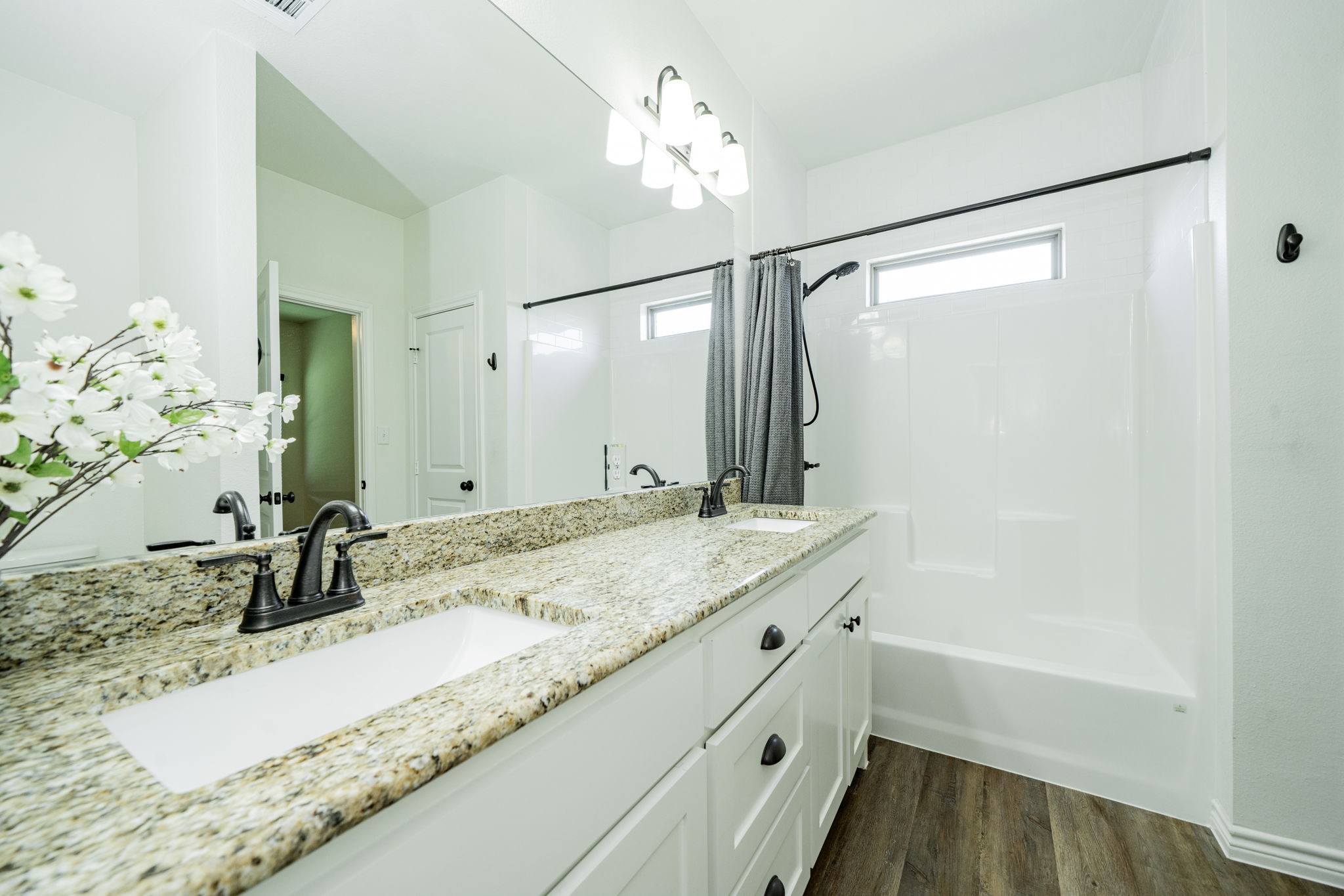 2901 Emma Lane