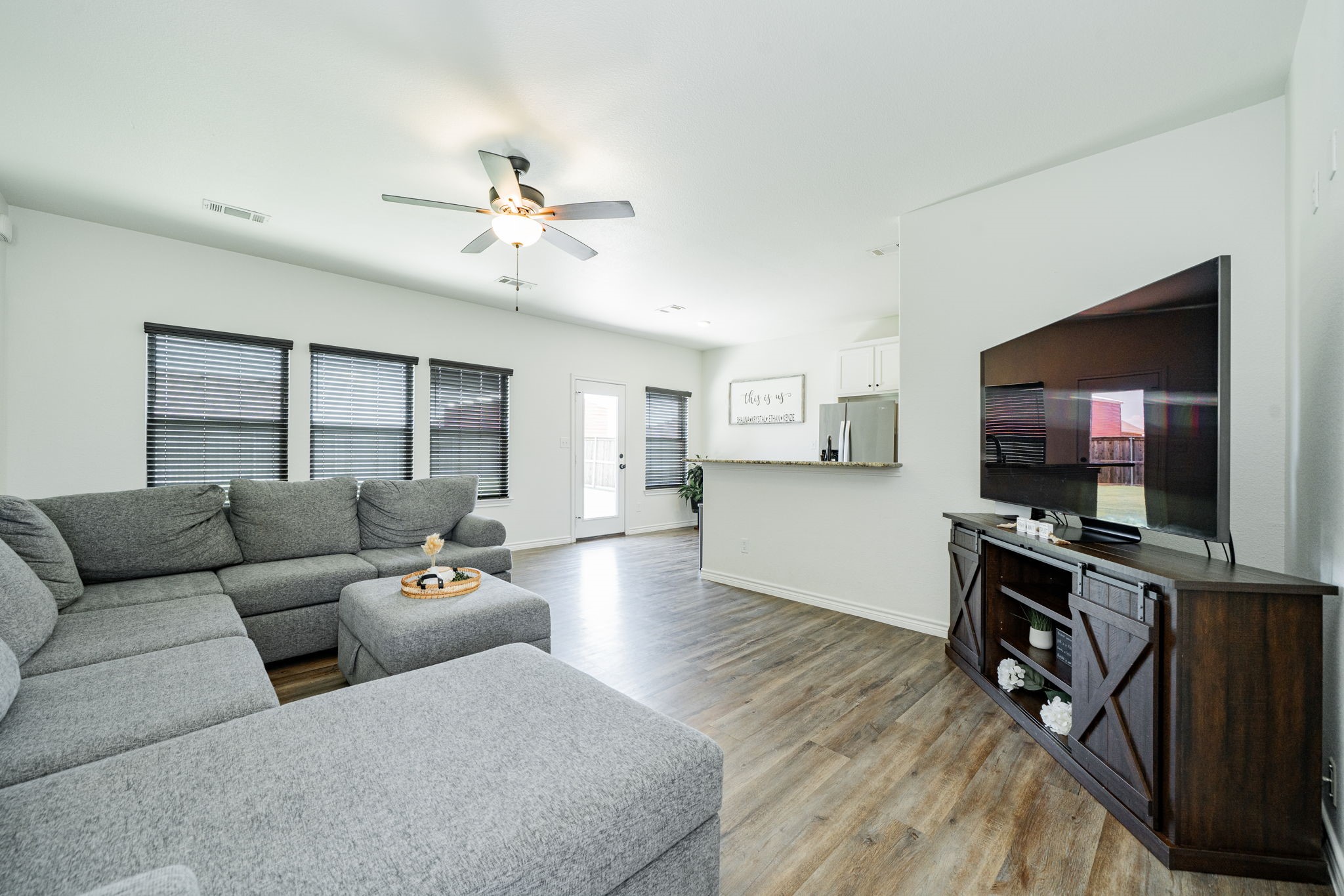 2901 Emma Lane