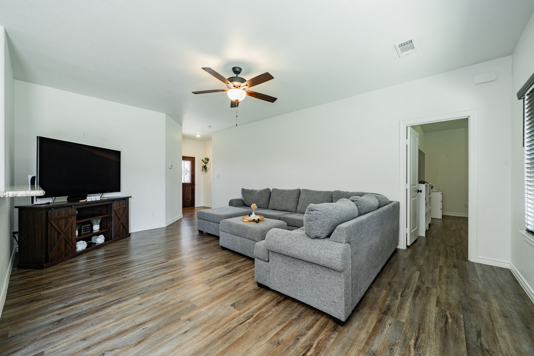 2901 Emma Lane