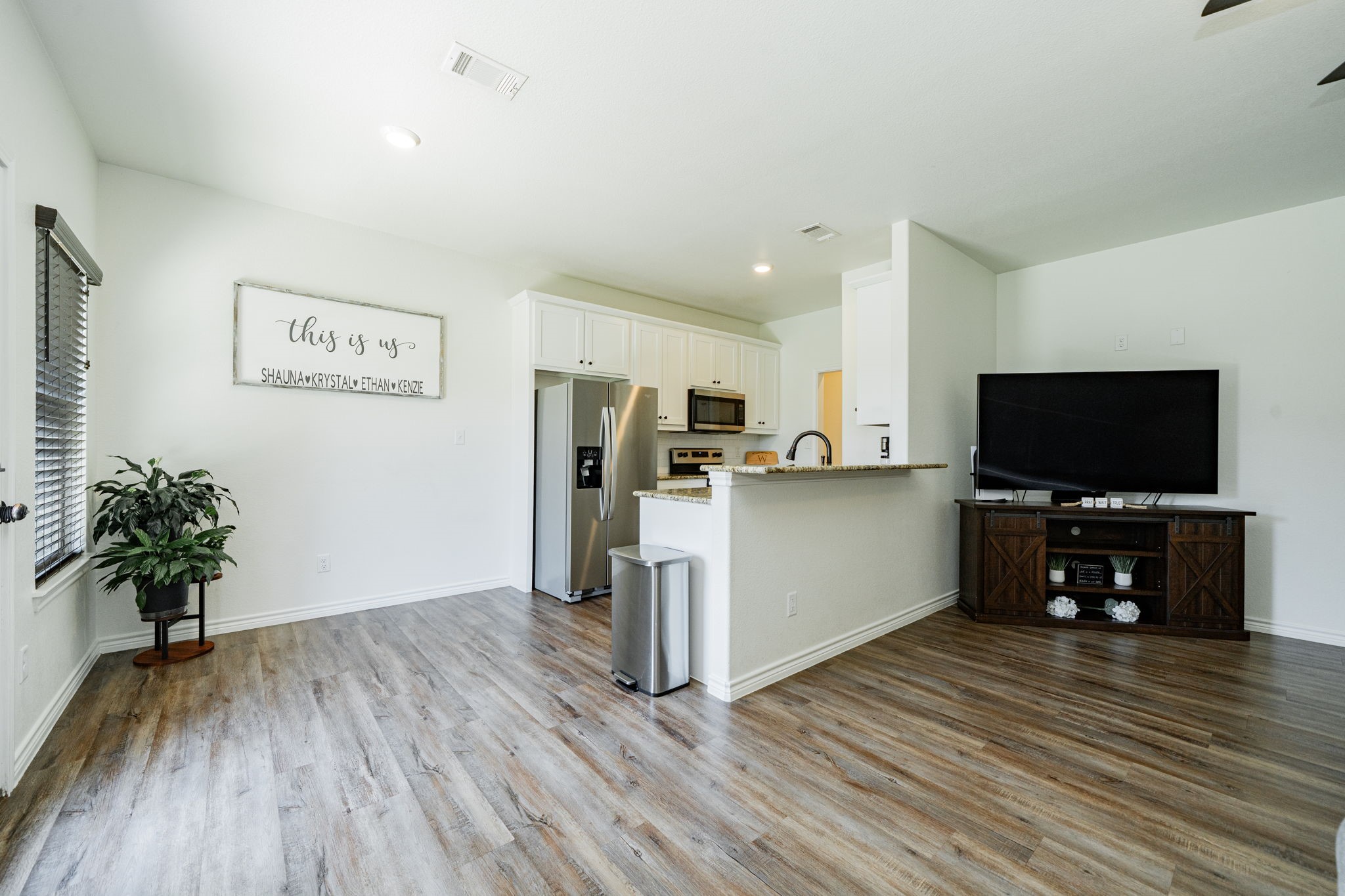2901 Emma Lane