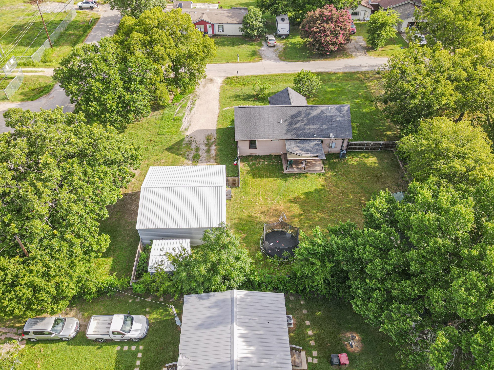 505 W 2nd Street