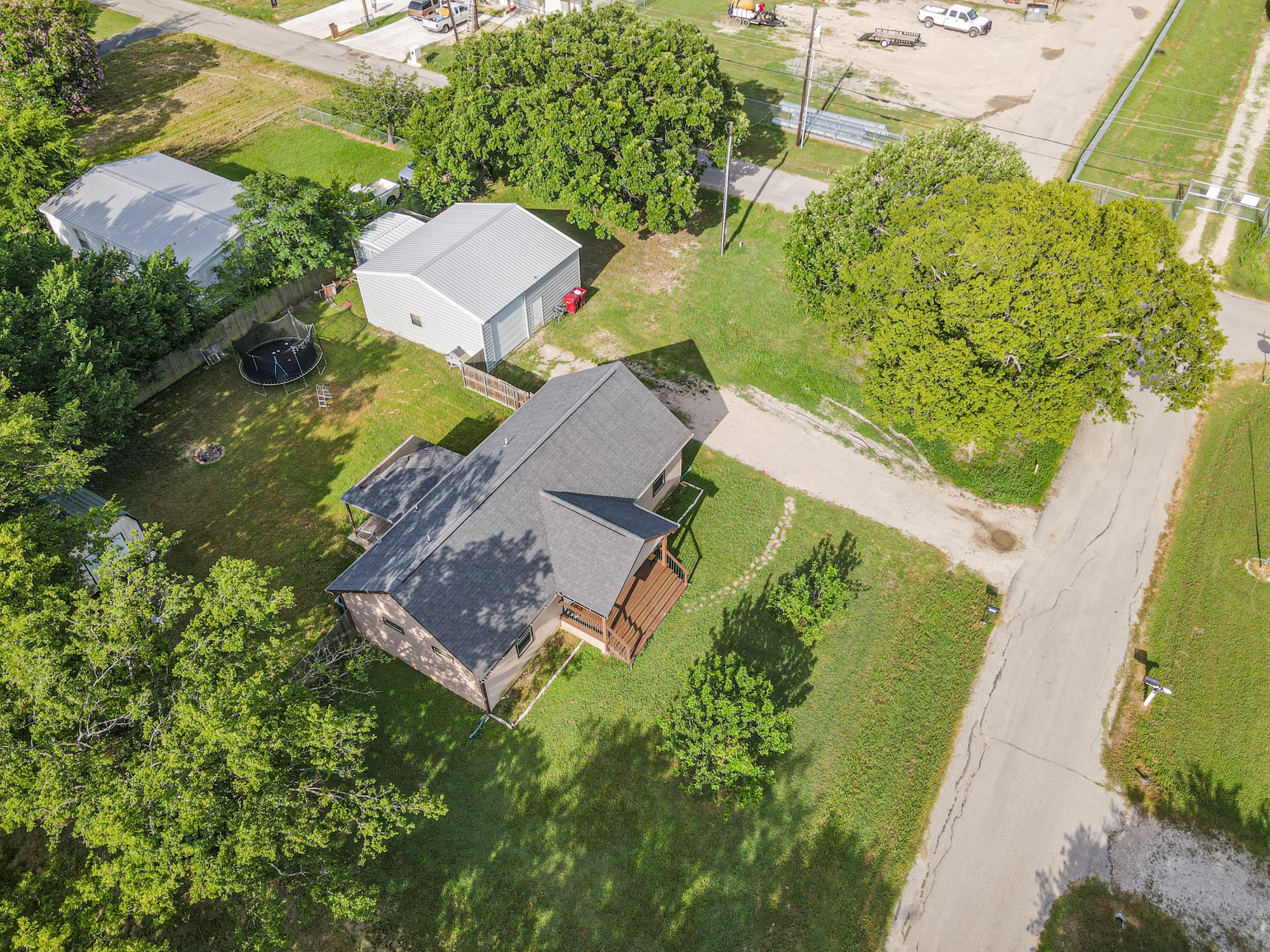 505 W 2nd Street