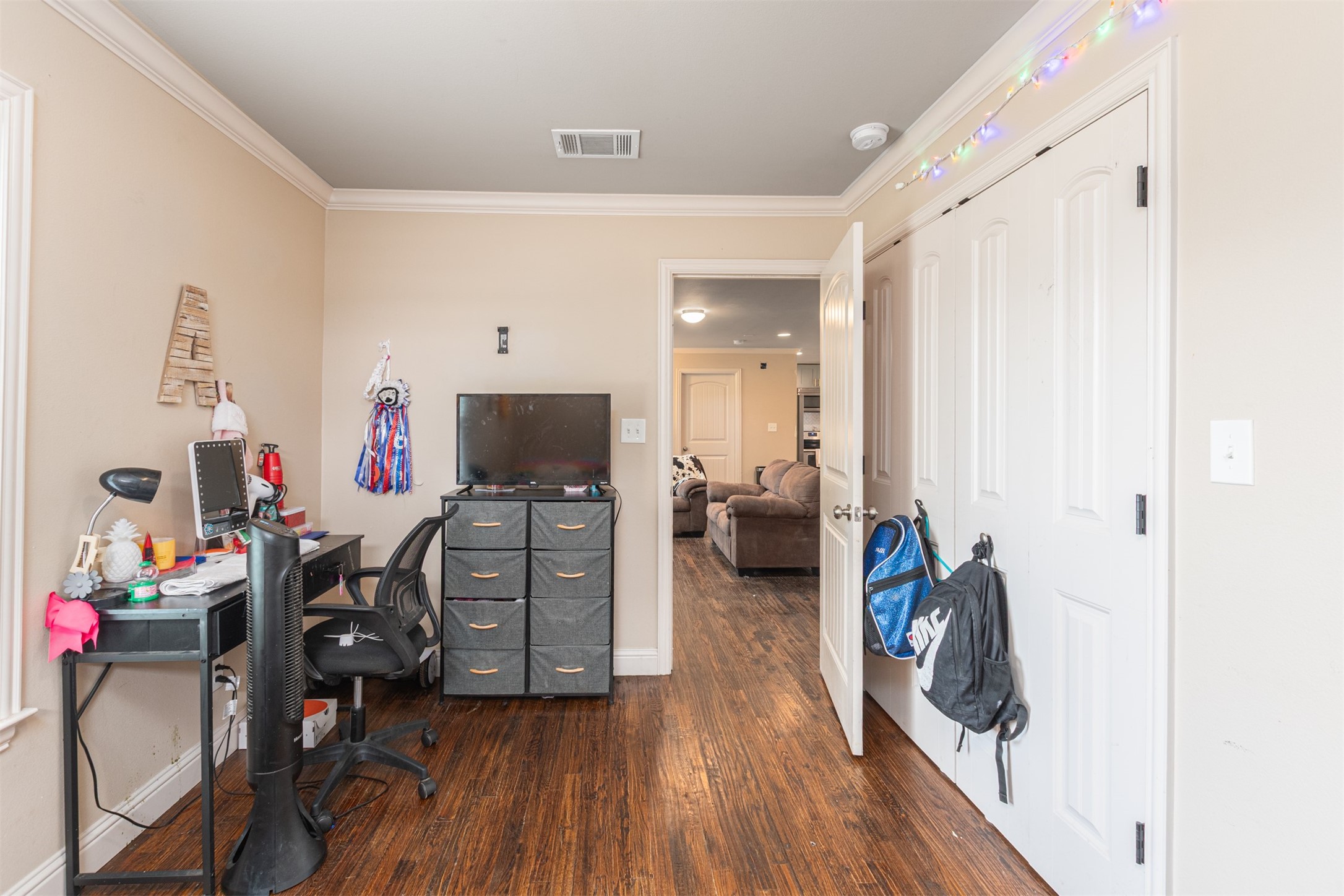 505 W 2nd Street