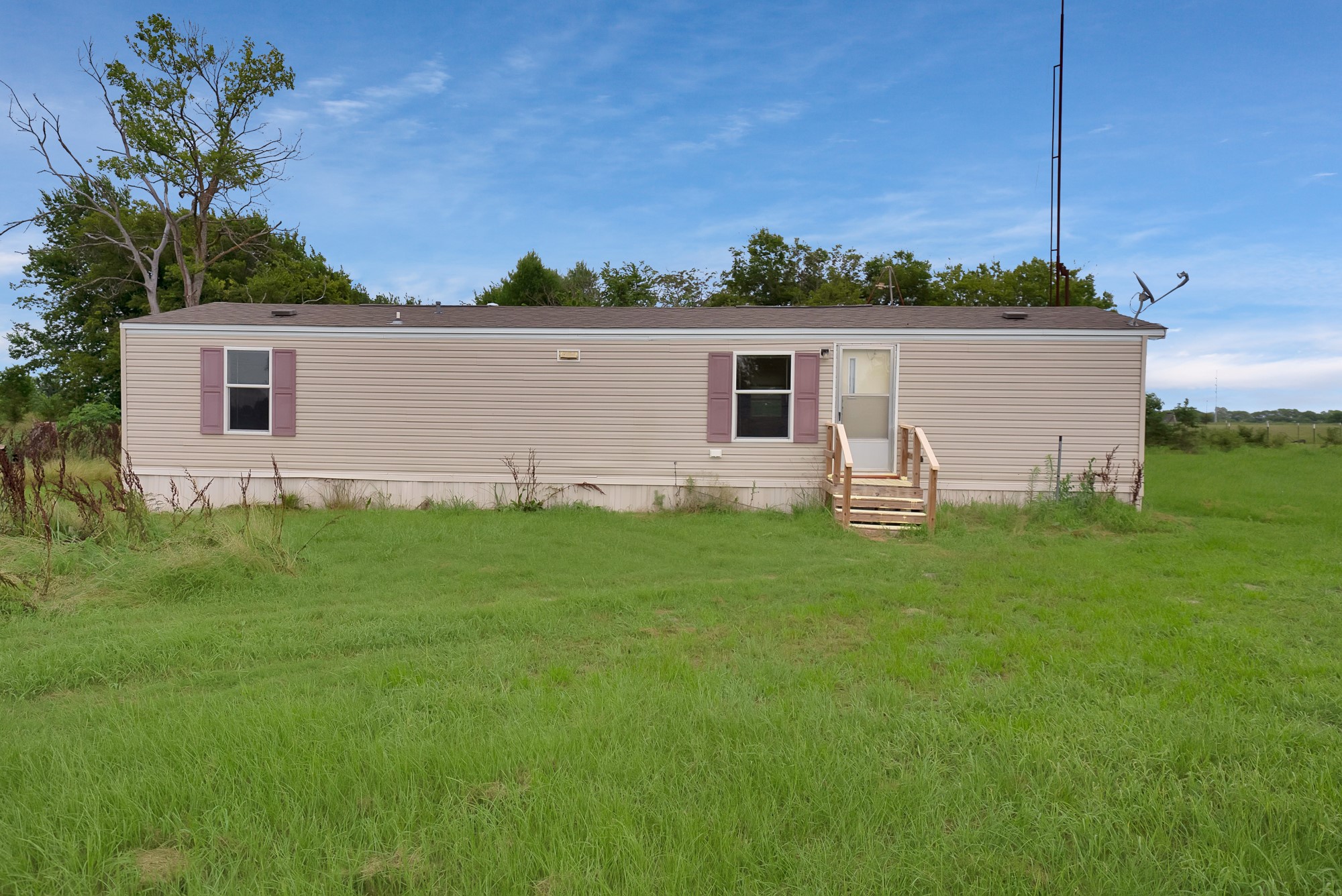 6571 Private Road 2270