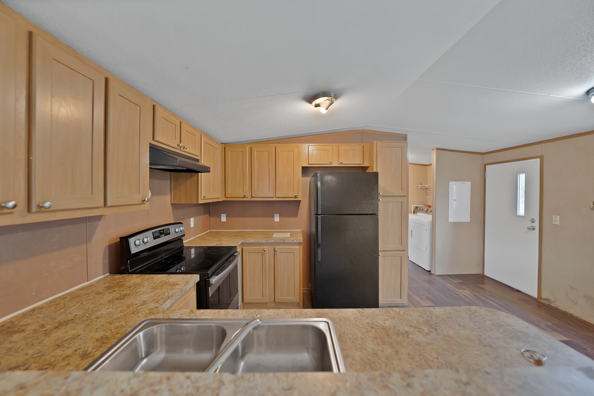6571 Private Road 2270