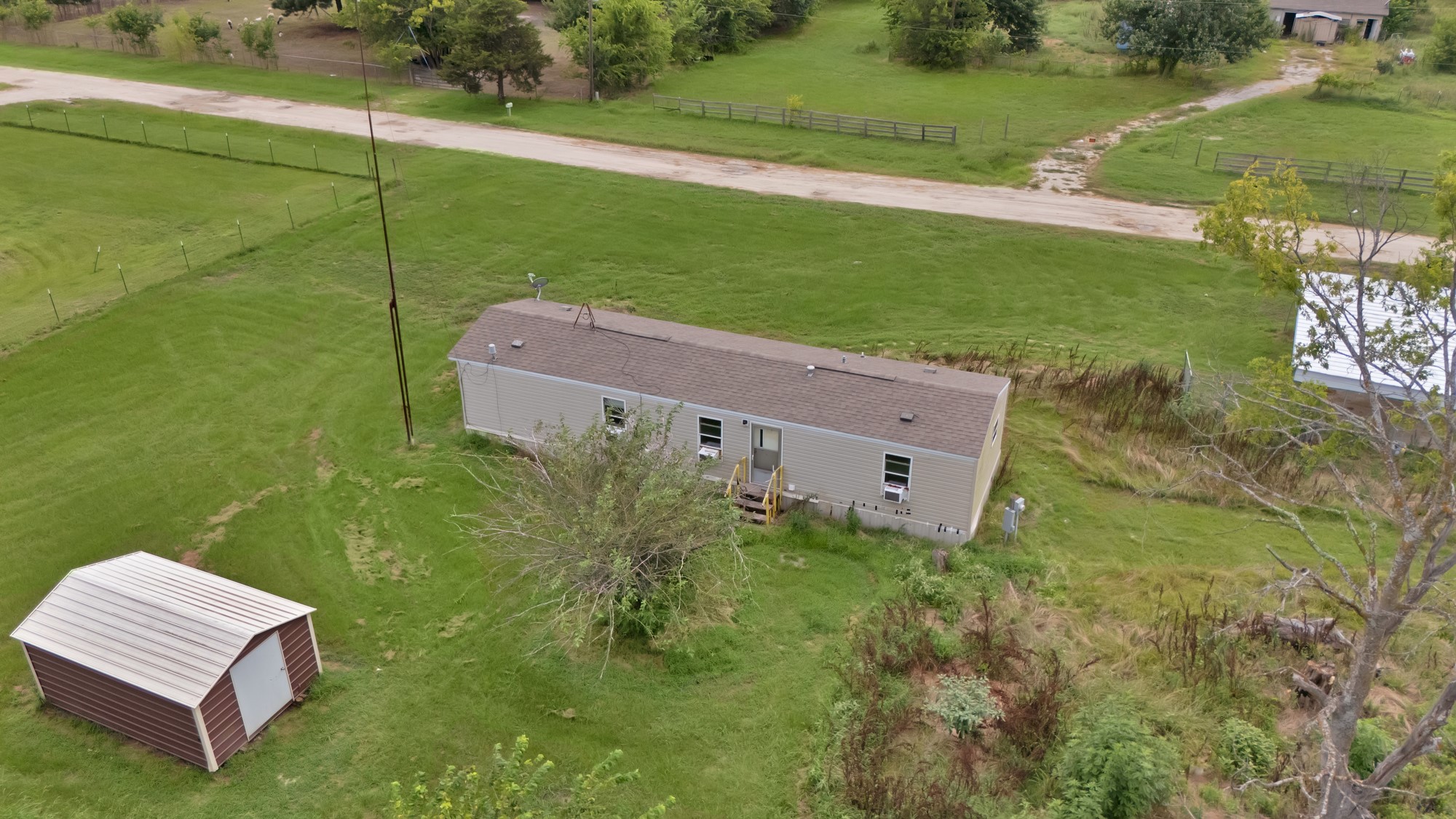 6571 Private Road 2270