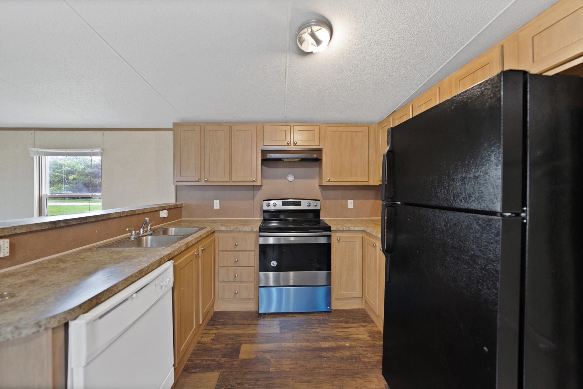 6571 Private Road 2270